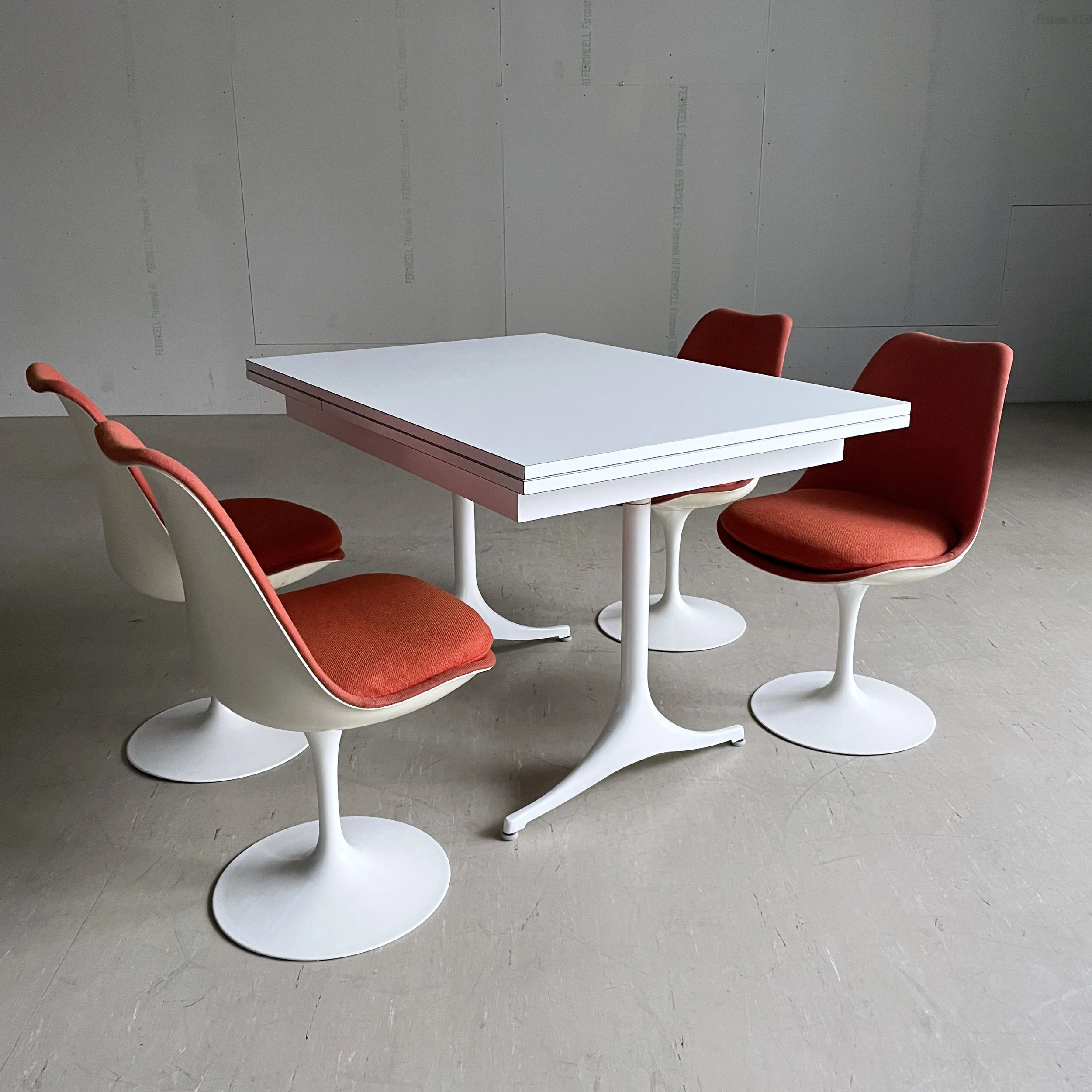 George Nelson Extending Table