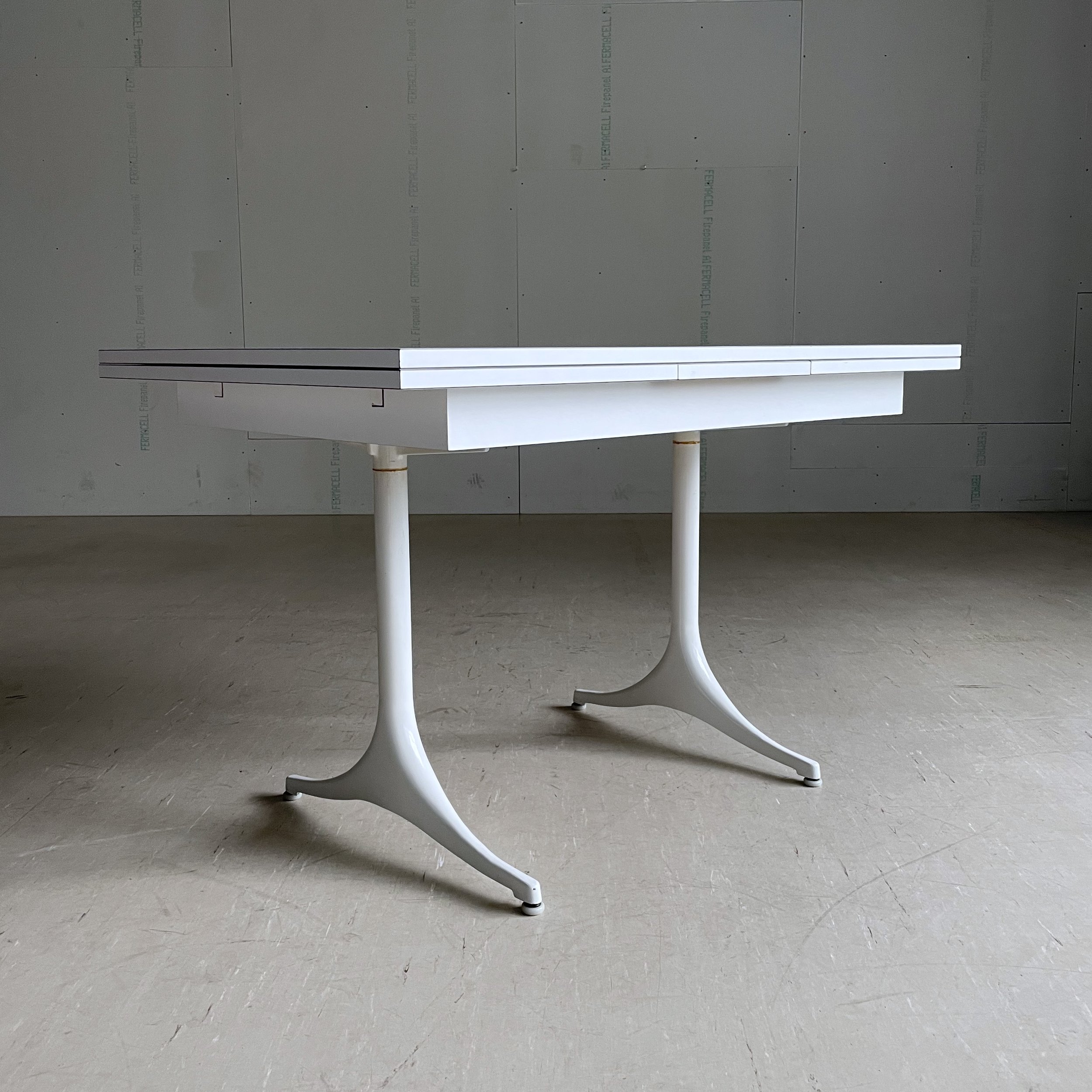 George Nelson Extending Table