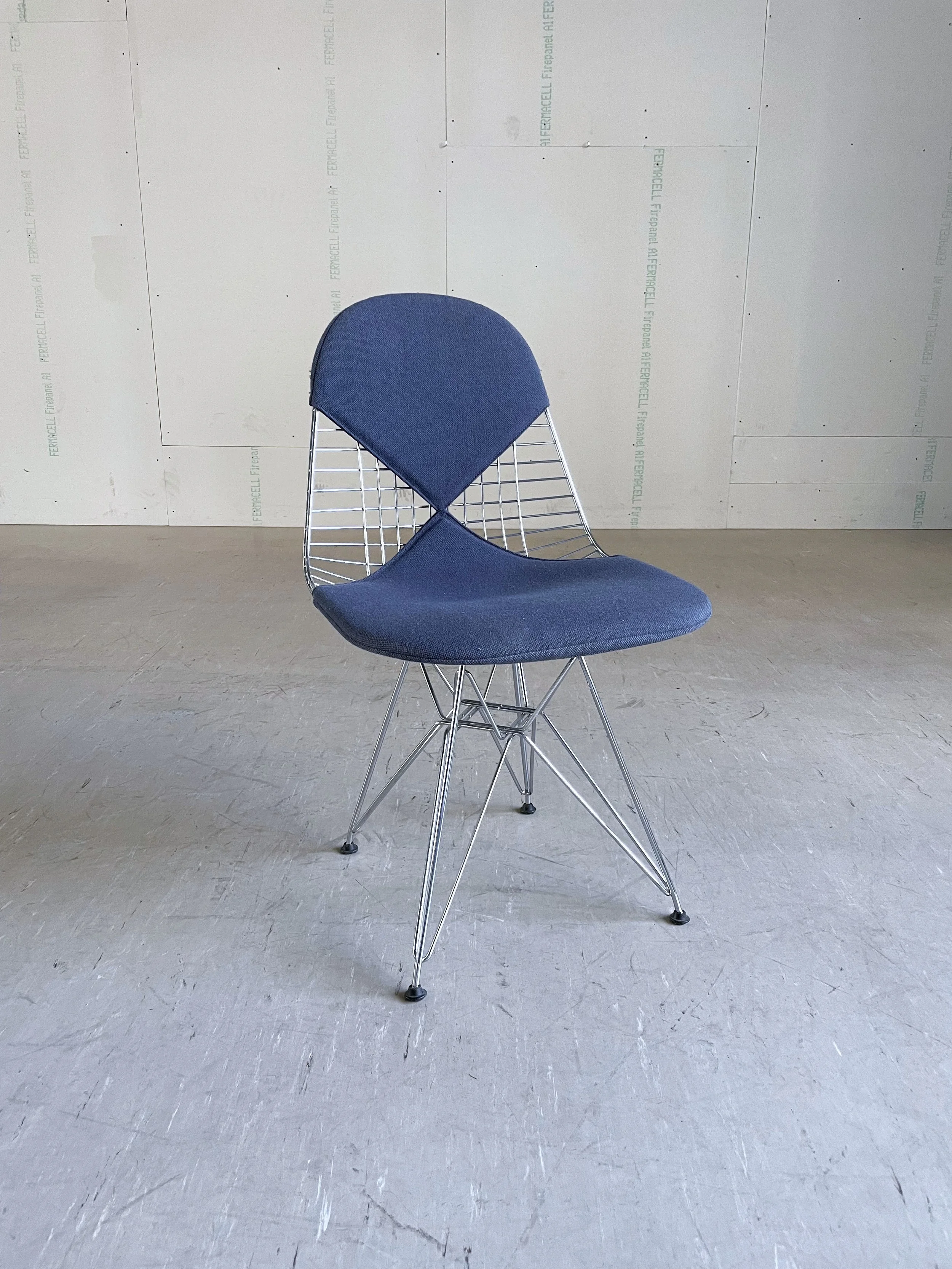 Eames DKR Wire Chair blau