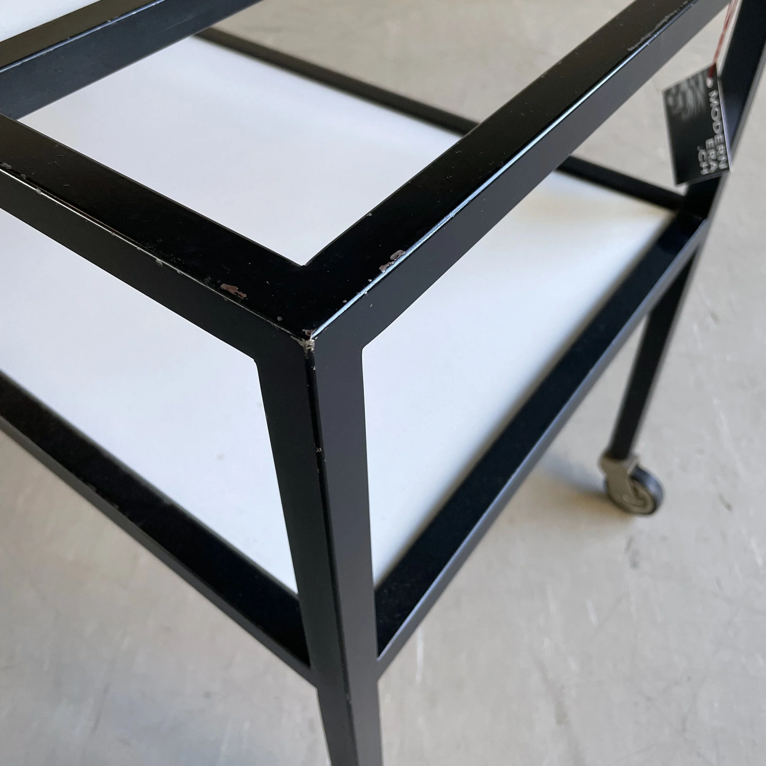 August Halder Servierwagen.6.JPG