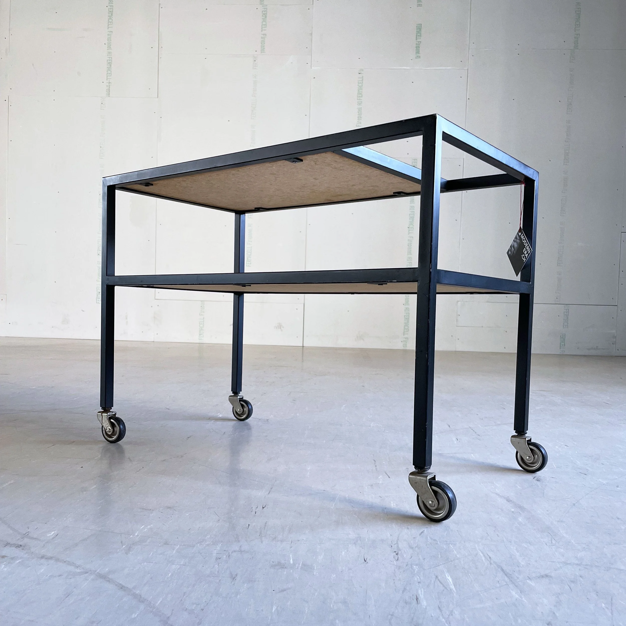 August Halder Servierwagen.8.JPG