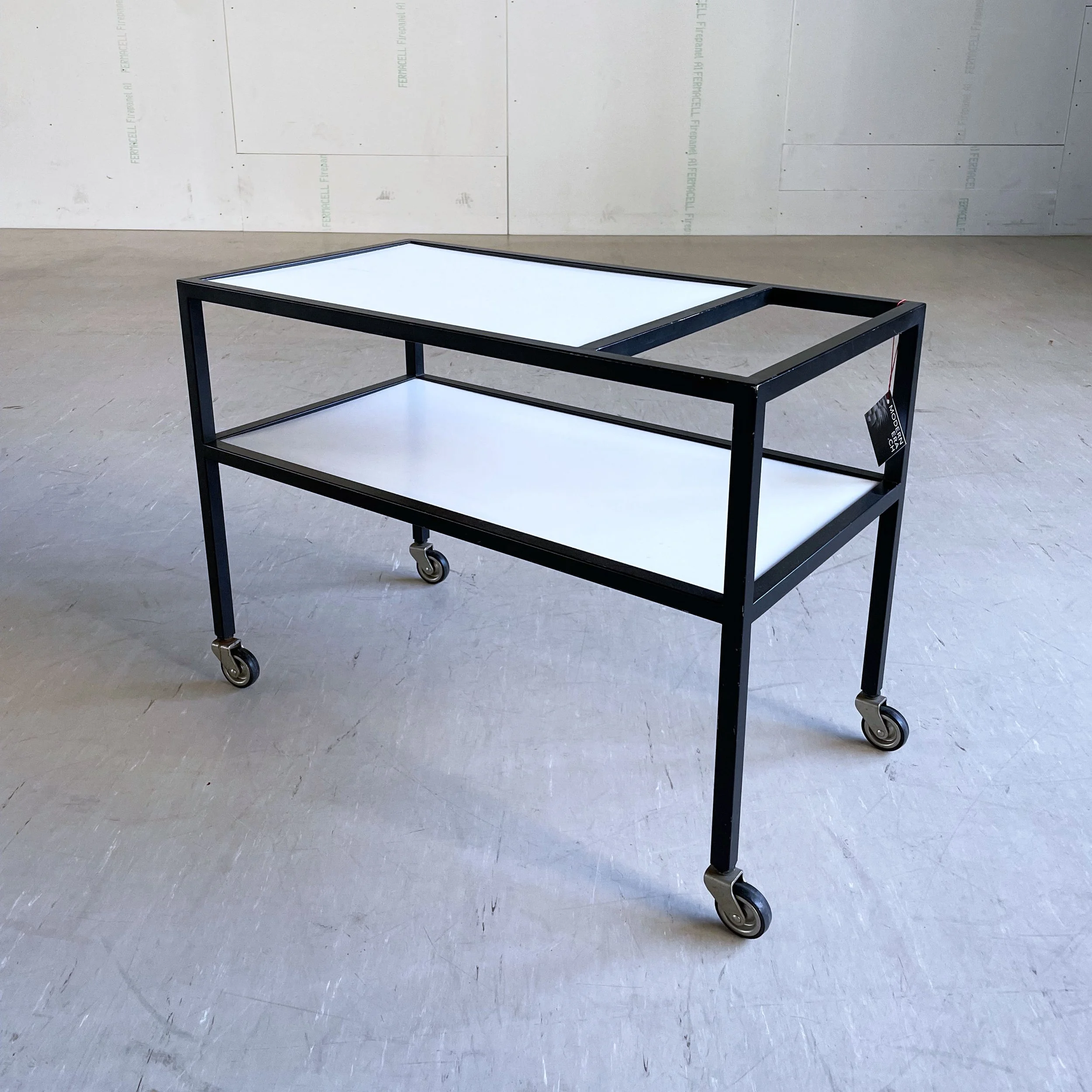 August Halder Servierwagen.10.JPG