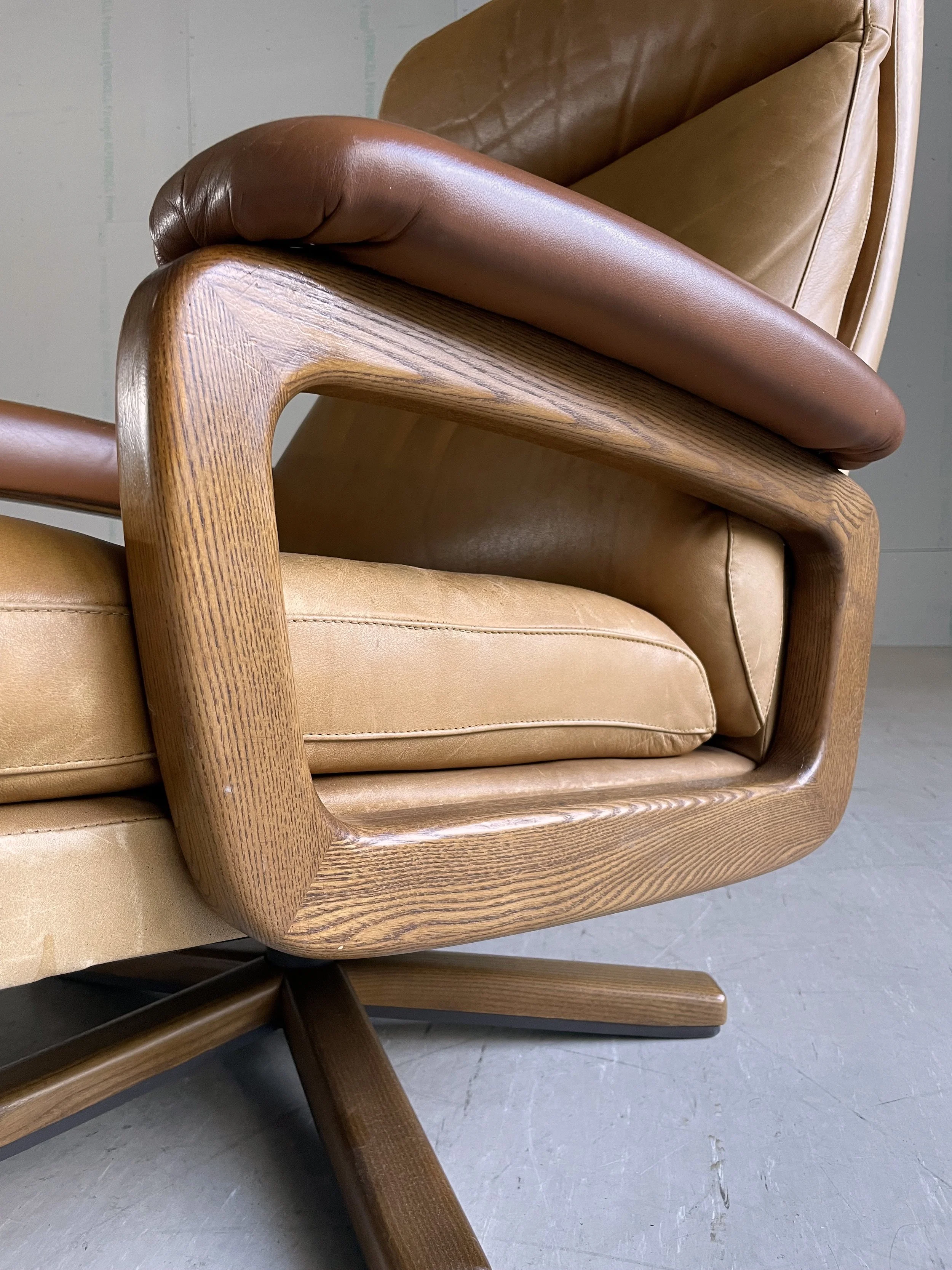 André Vandenbeuck Sessel 2.4.JPG