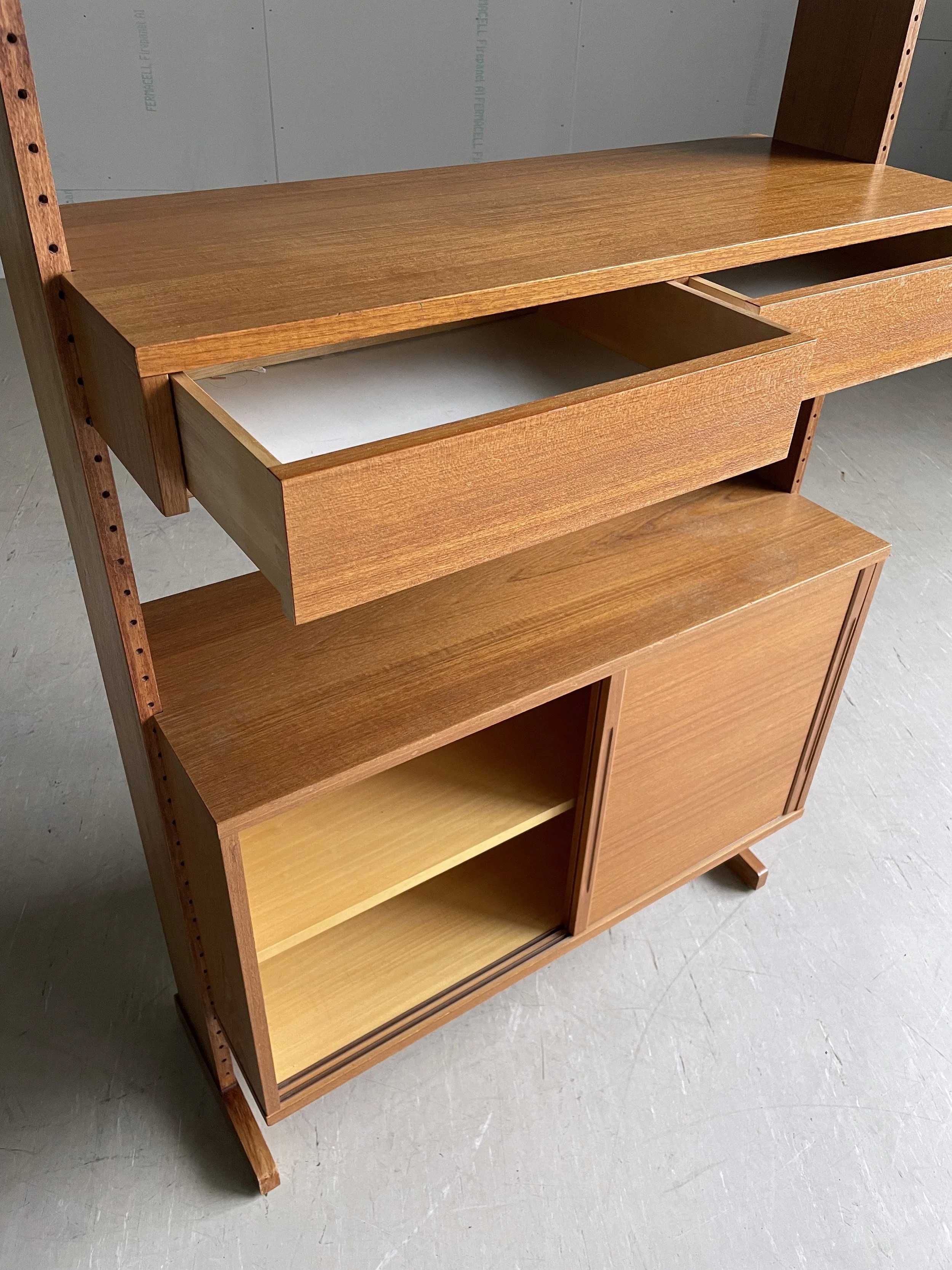 Teak Regal System.10.JPG