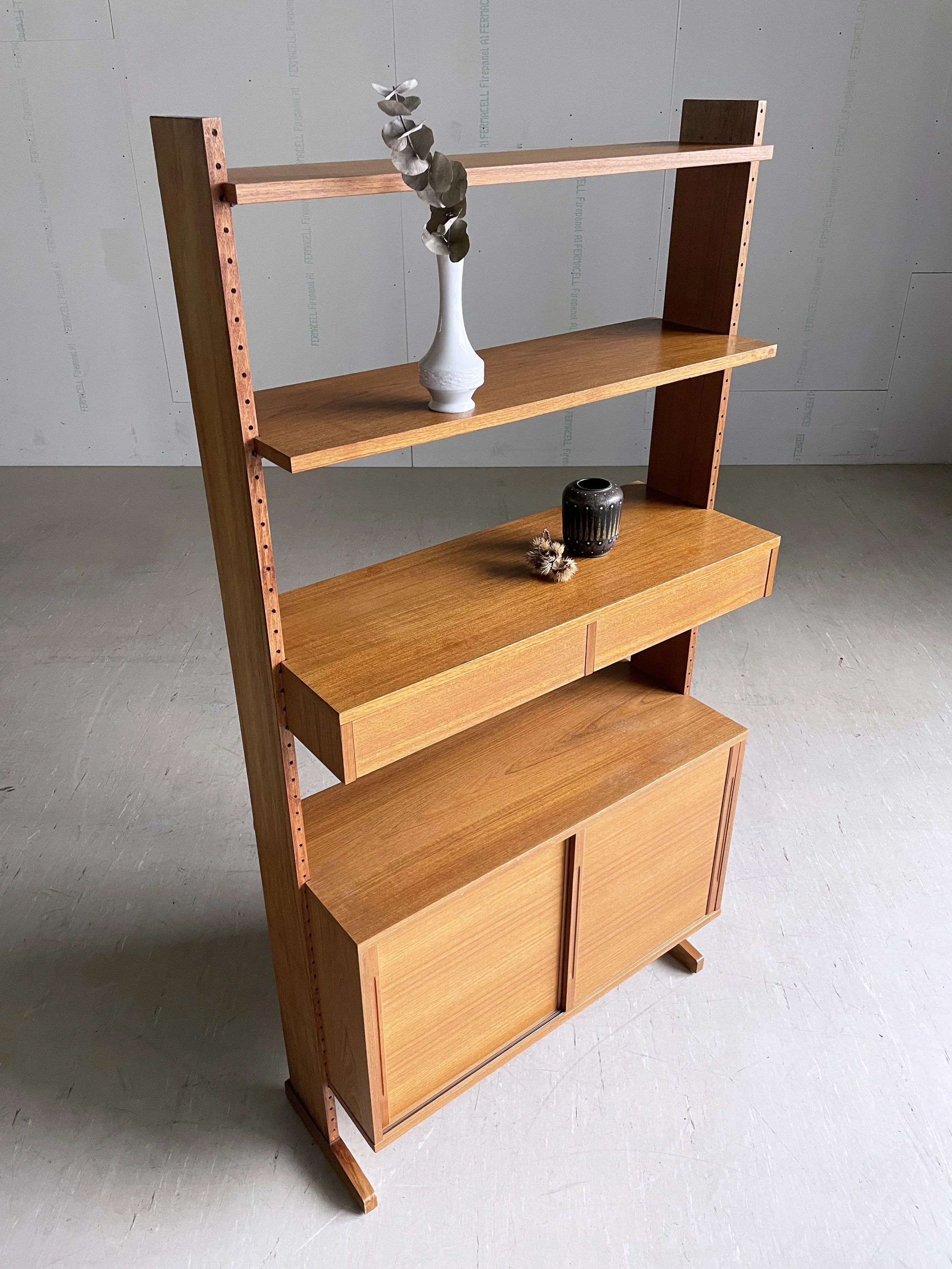 Teak Regal System.13.JPG