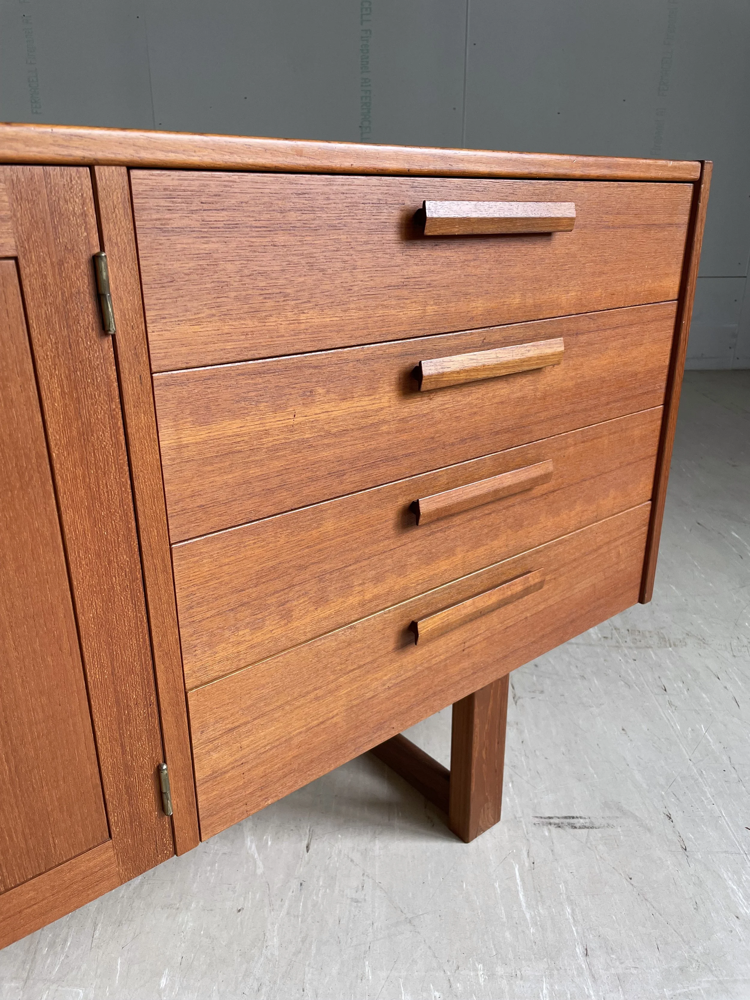 Schwedisches Teak Sideboard von Nils Jonsson