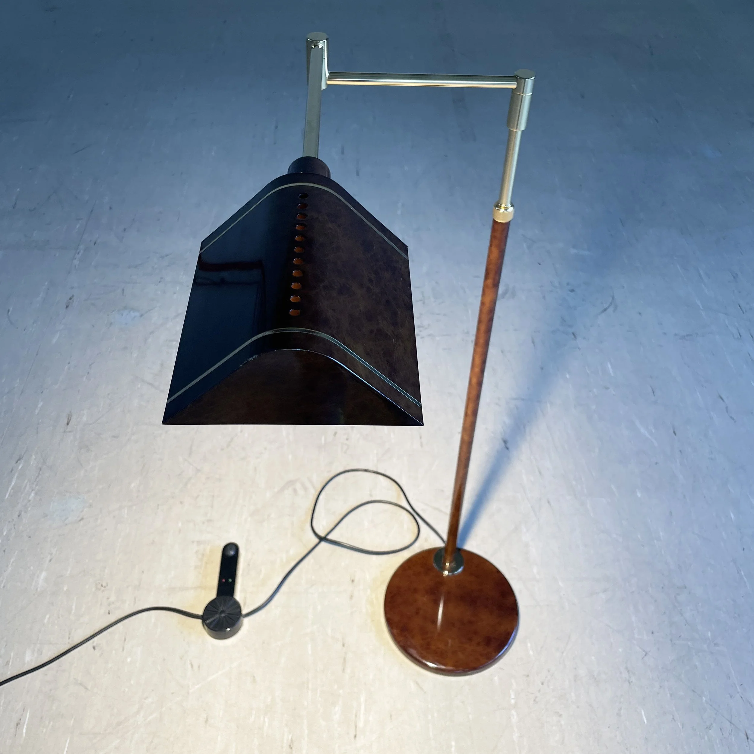 Ständerlampe holz:gold.3.JPG