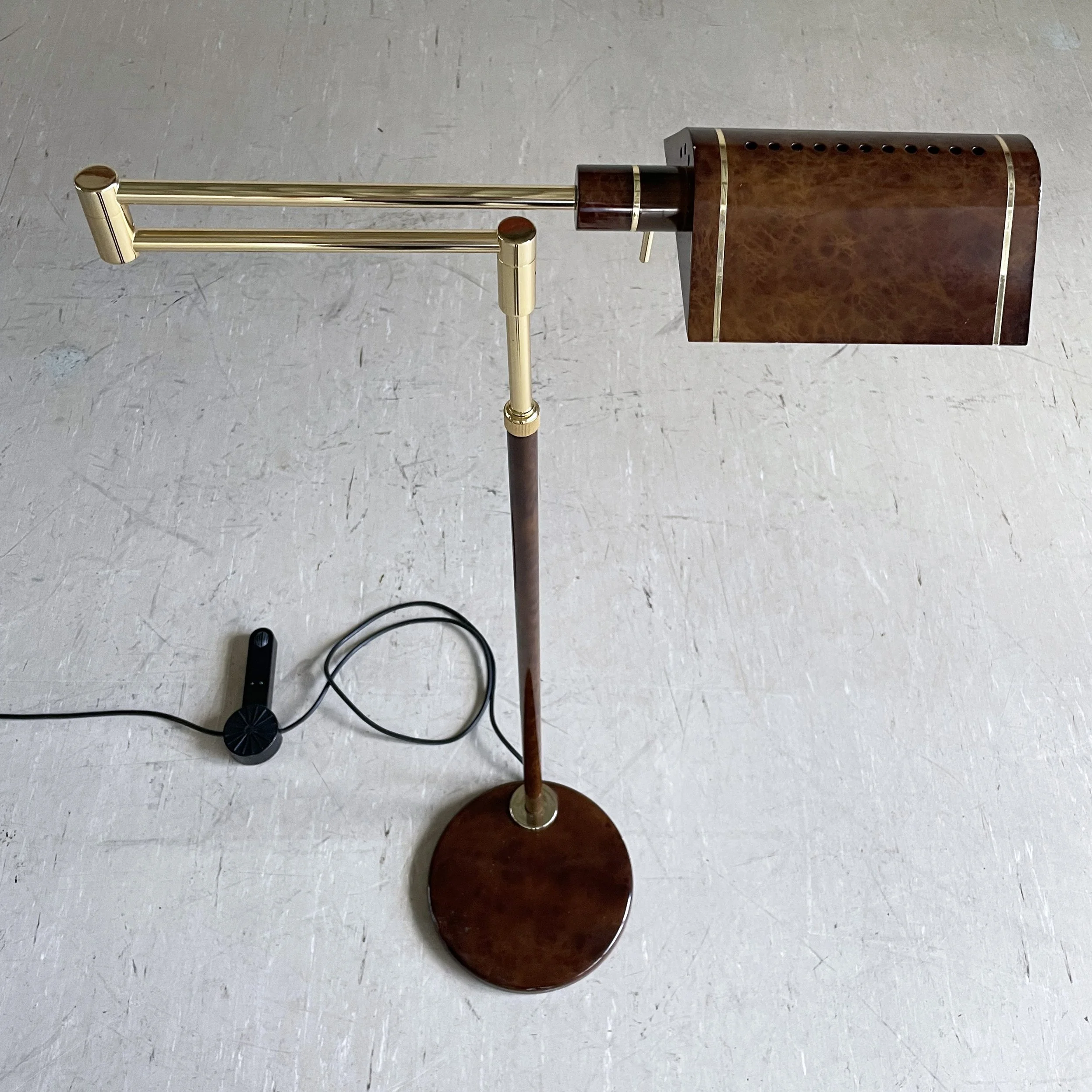 Ständerlampe holz:gold.8.JPG