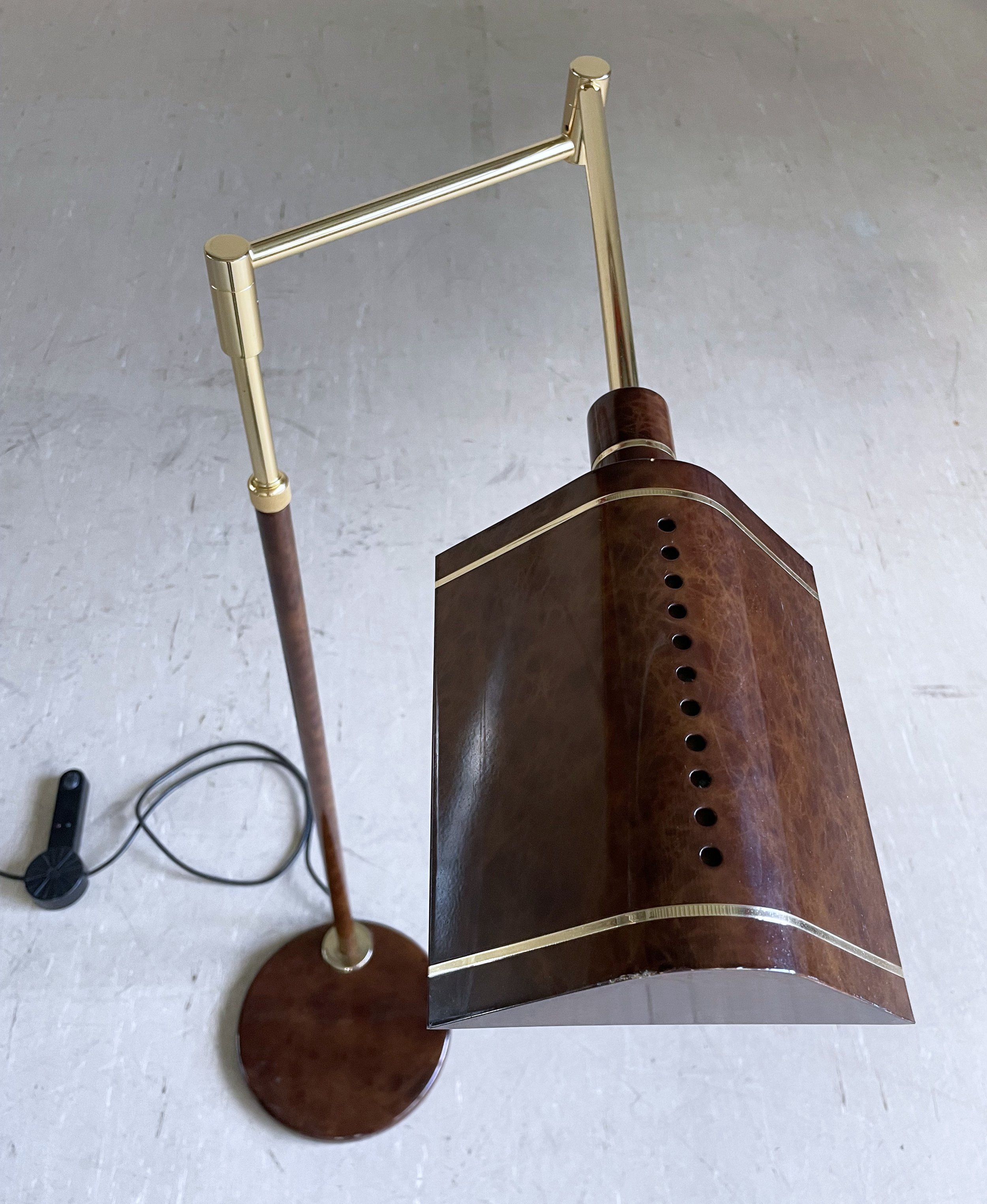 Ständerlampe holz:gold.2.JPG