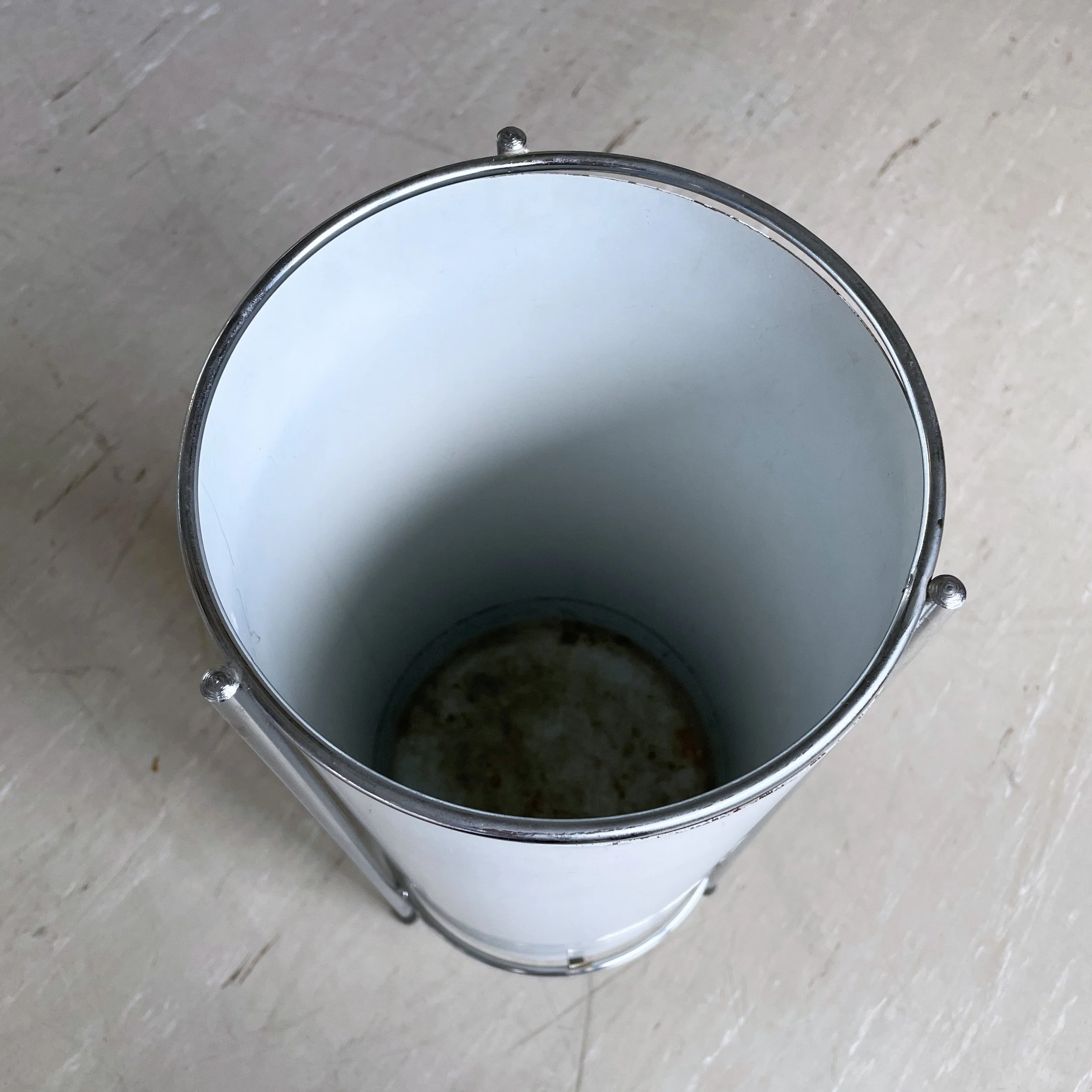 Schirmständer weiss:chrome.9.JPG