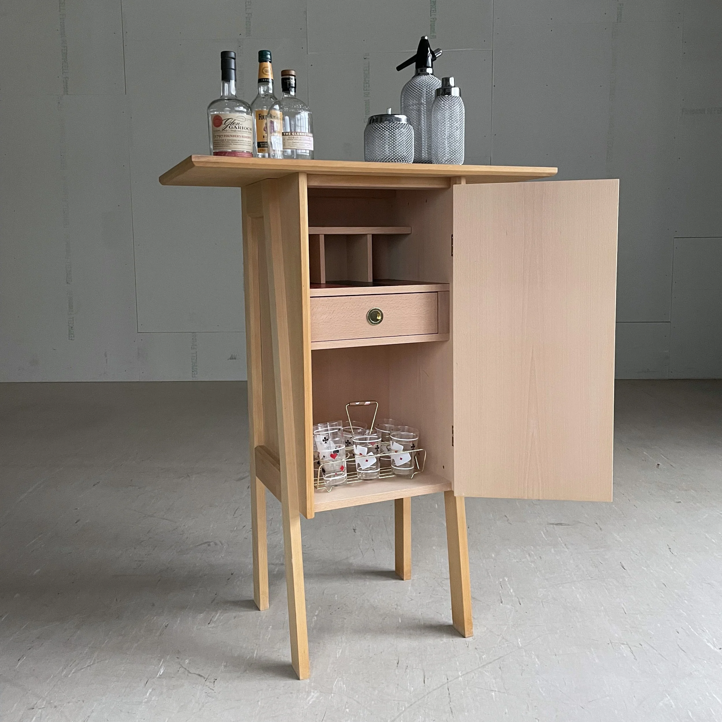 Swiss Made Drink's Cabinet / Minibar
