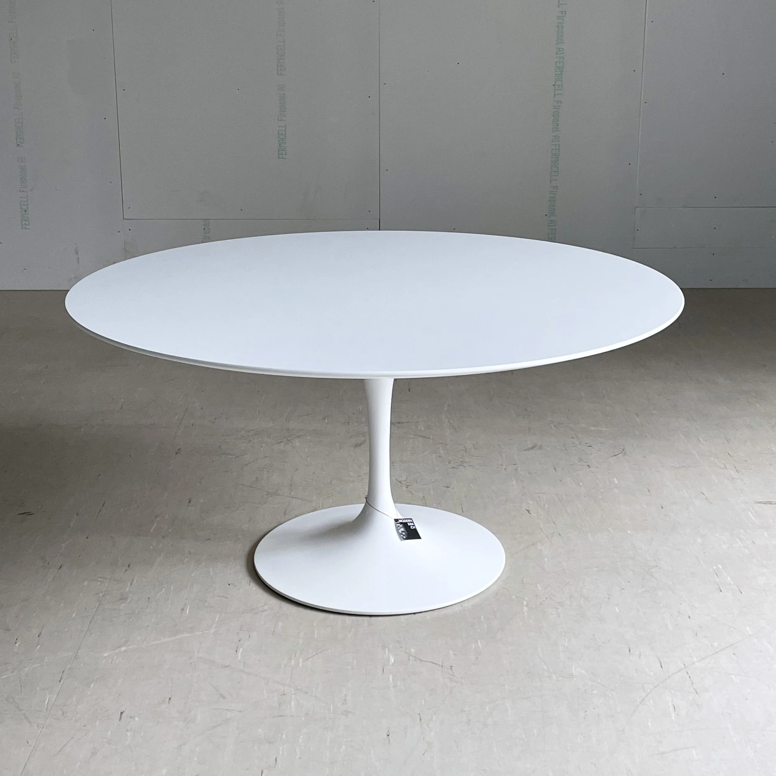 Eero Saarinen Tulip Table - Knoll International