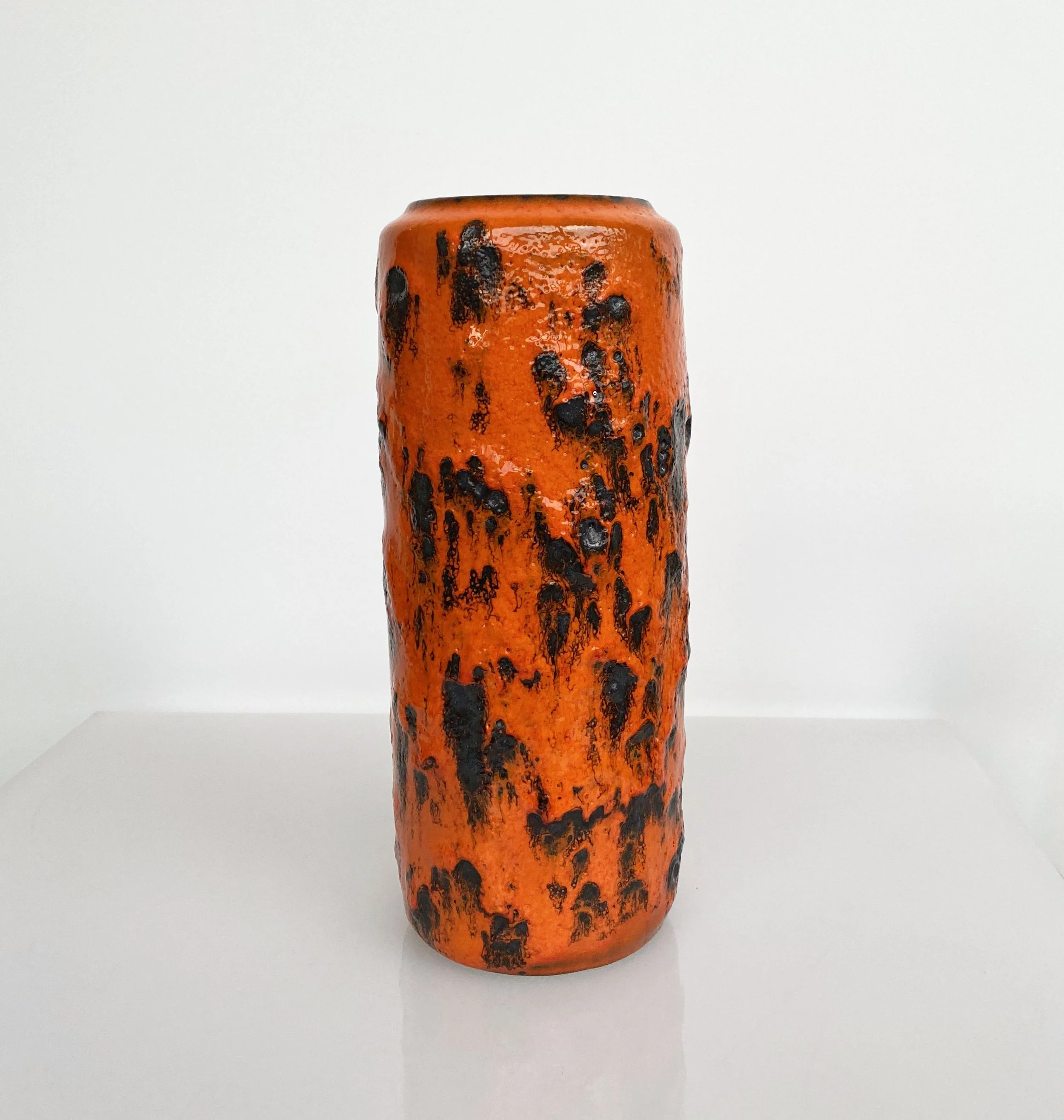 West German Keramik Vase orange.9.JPG