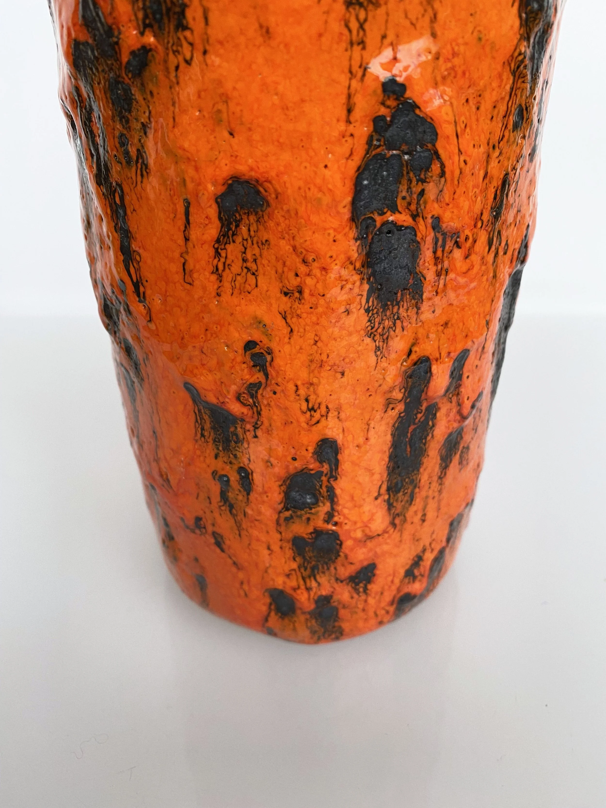 West German Keramik Vase orange.8.JPG