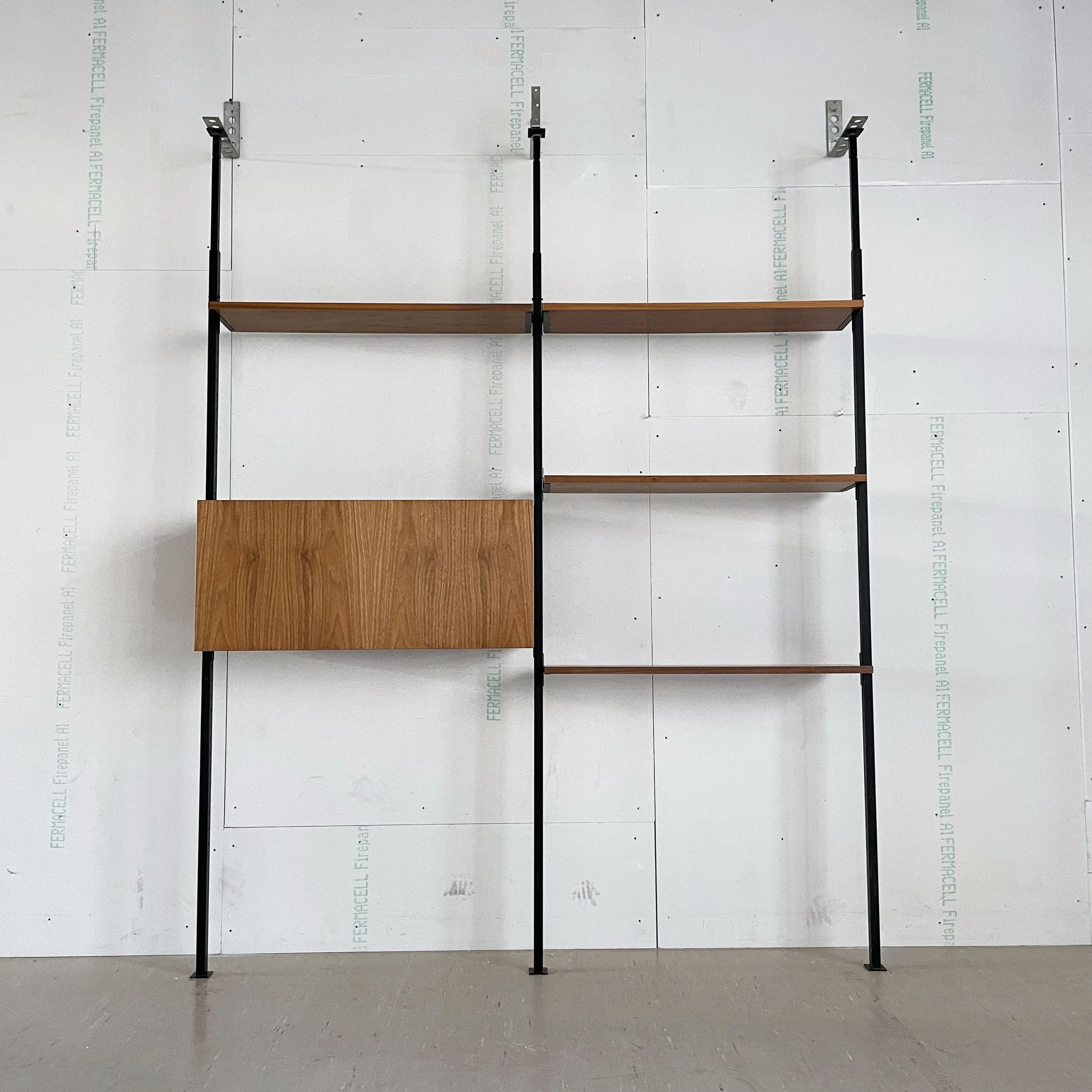 1960's Telescopic Shelving System