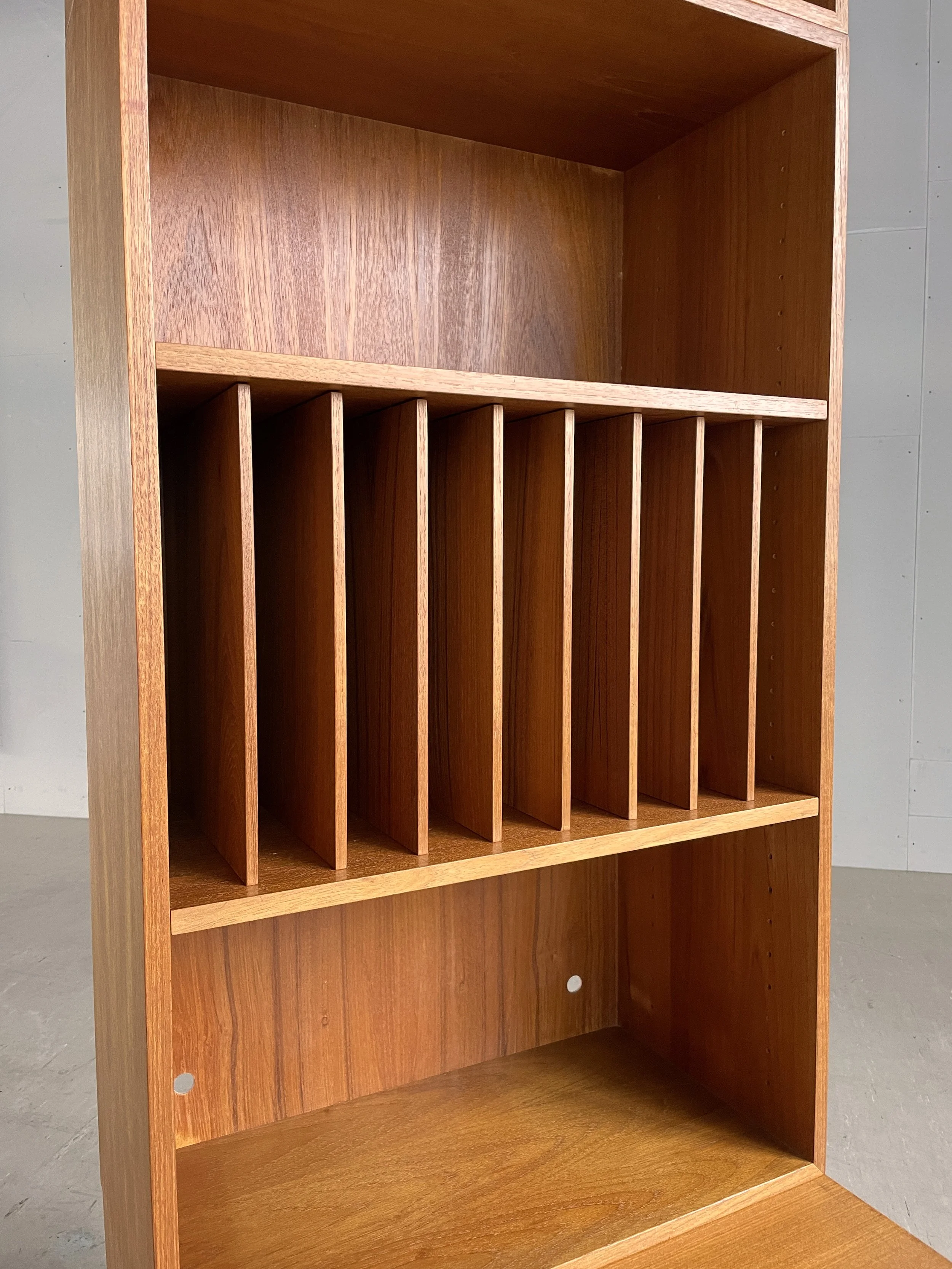 Modern Era_Bramin Teak Regal.13.JPG