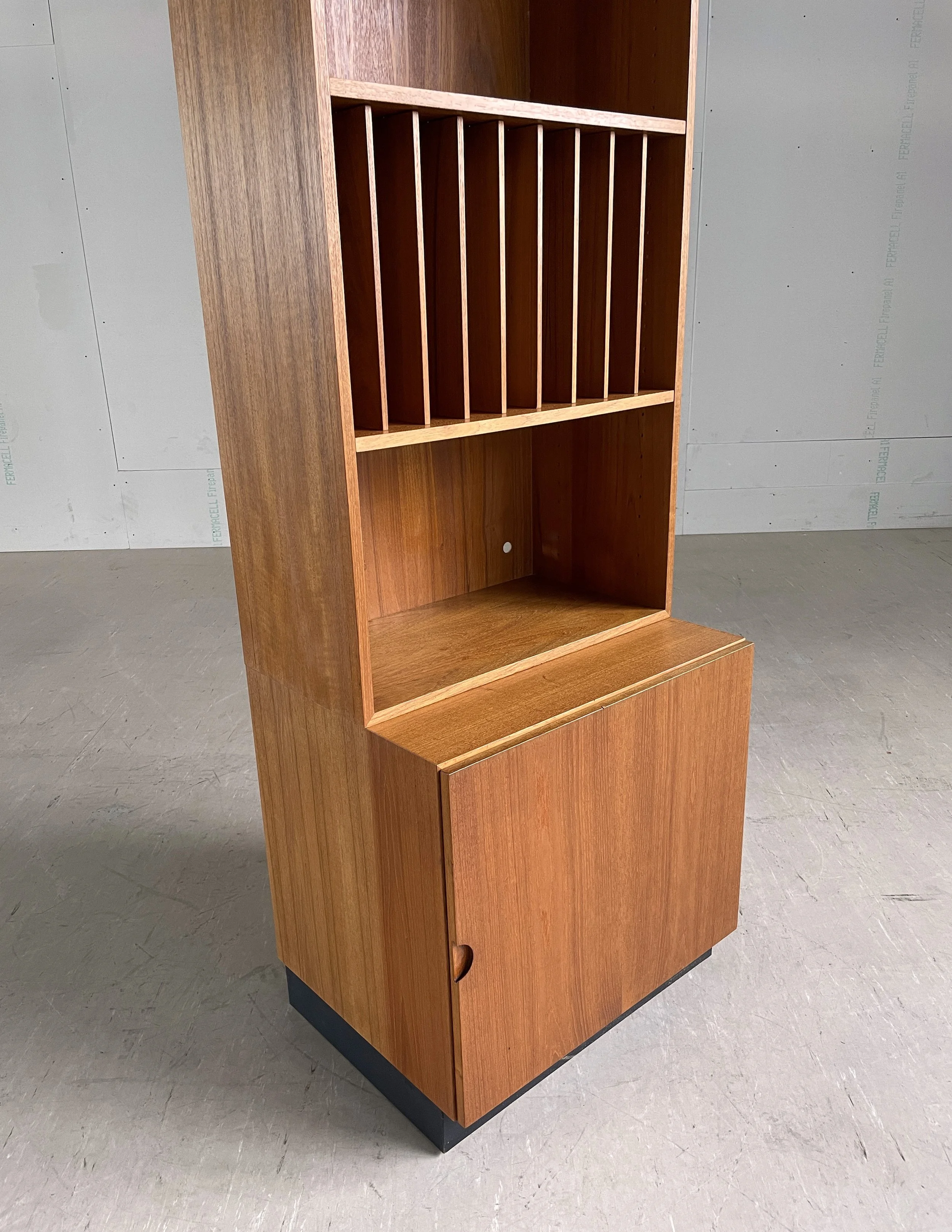 Modern Era_Bramin Teak Regal.9.JPG