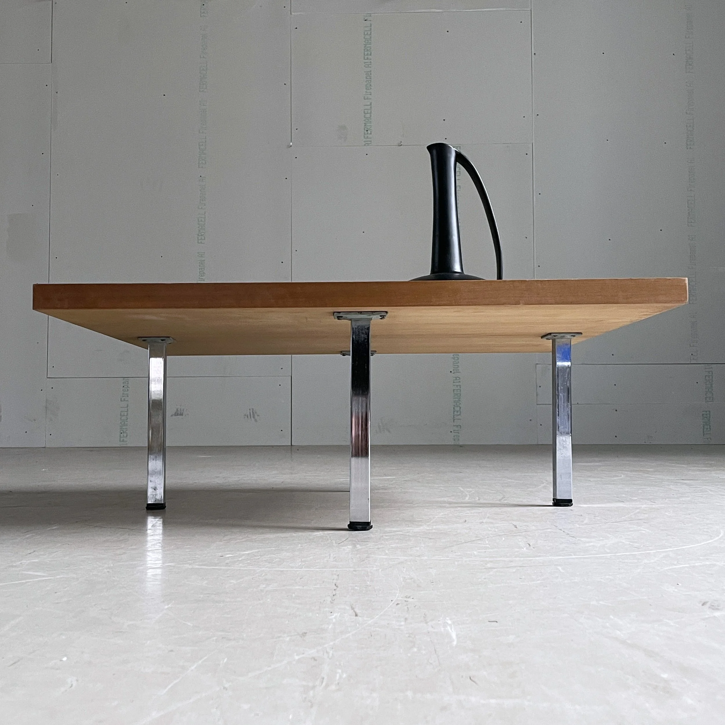 Beistelltisch Holz:Chrome.10.JPG