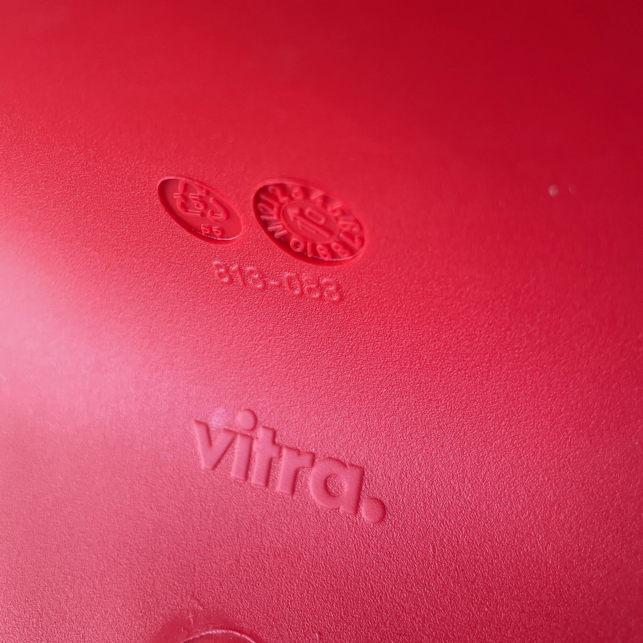 Verner Panton Stuhl rot.12.JPG