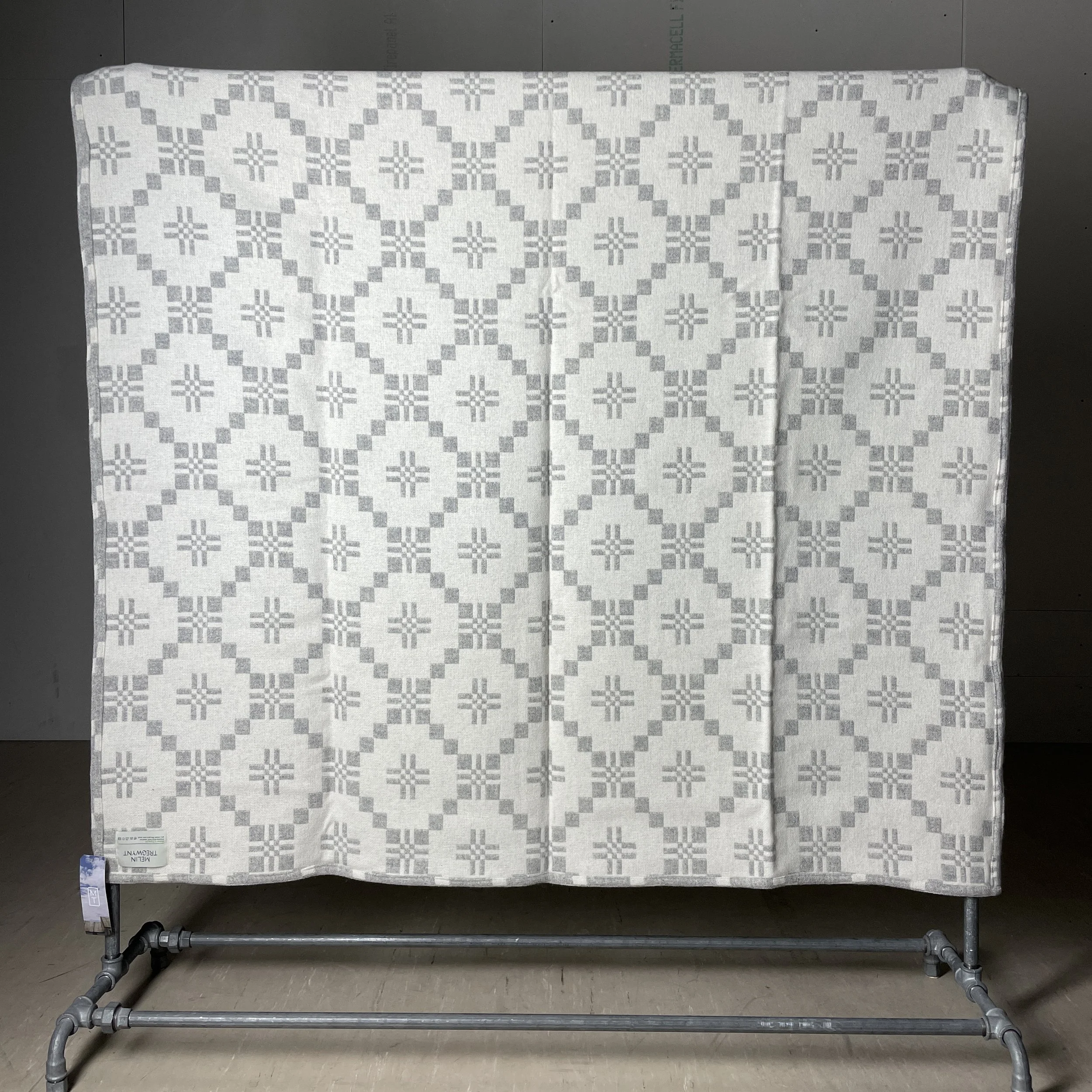 Melin Tregwynt Wool Blanket.8.JPG