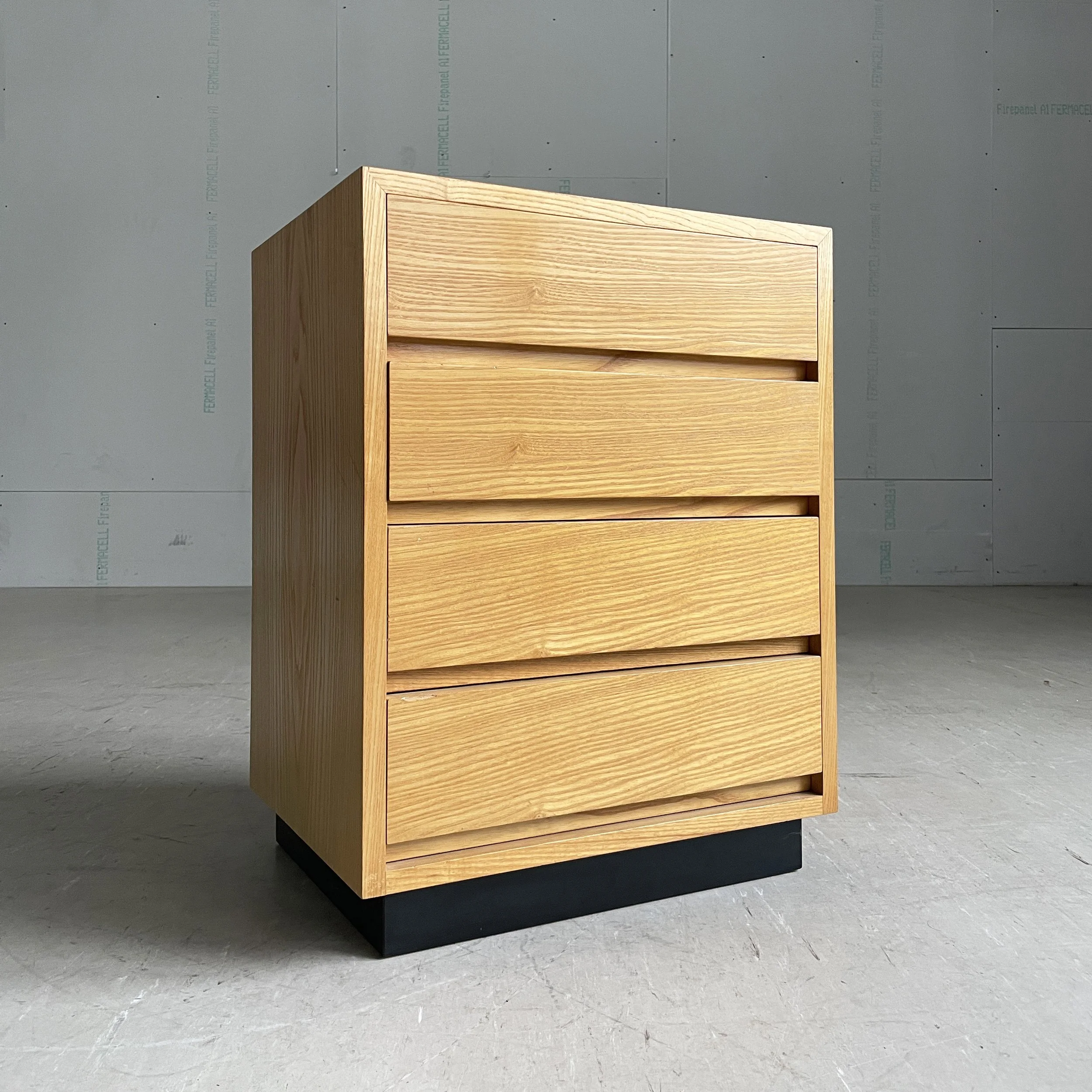 1960’s Zingg Lamprecht chest of drawers by Thomas Wolfer