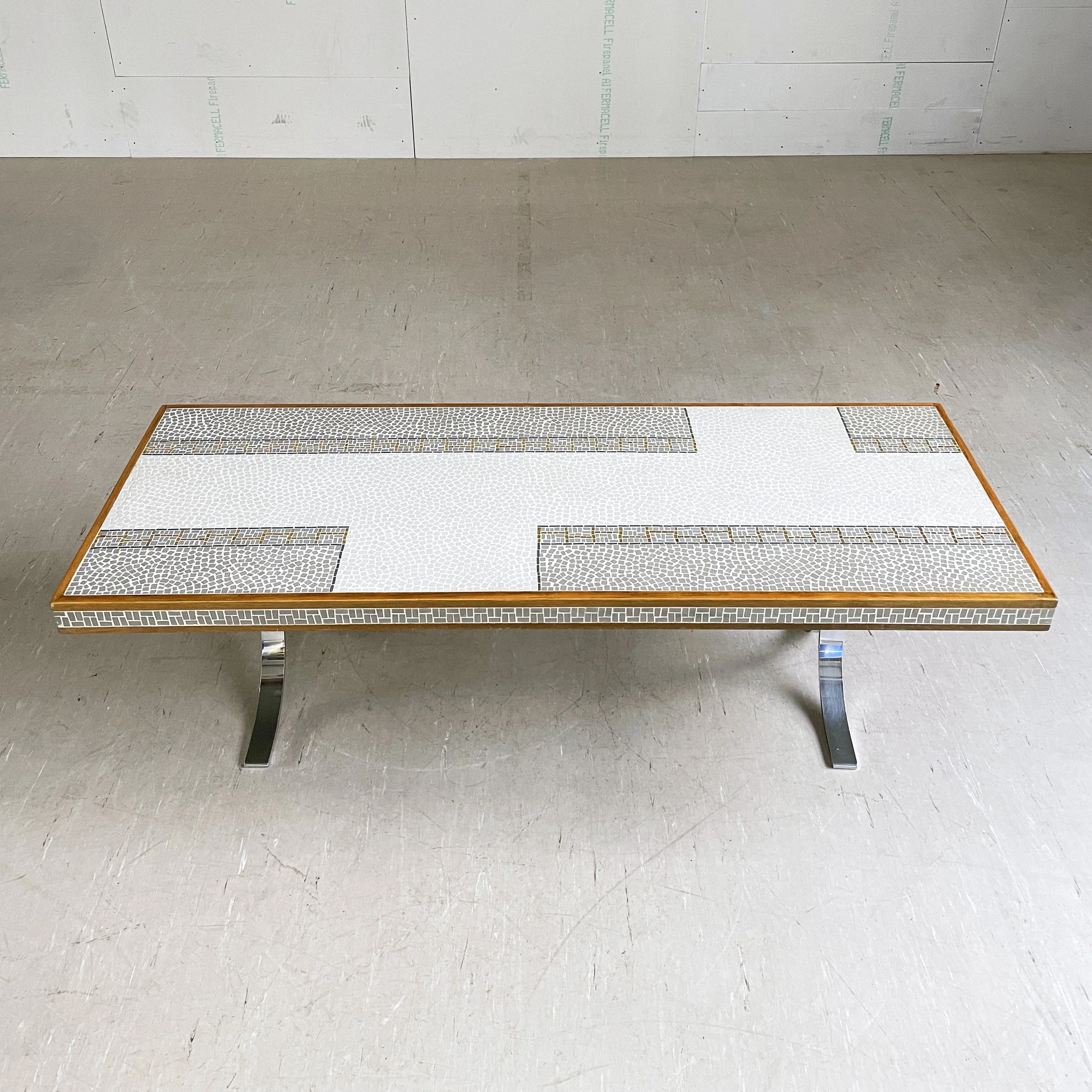 Mosaik Salontisch.4.JPG