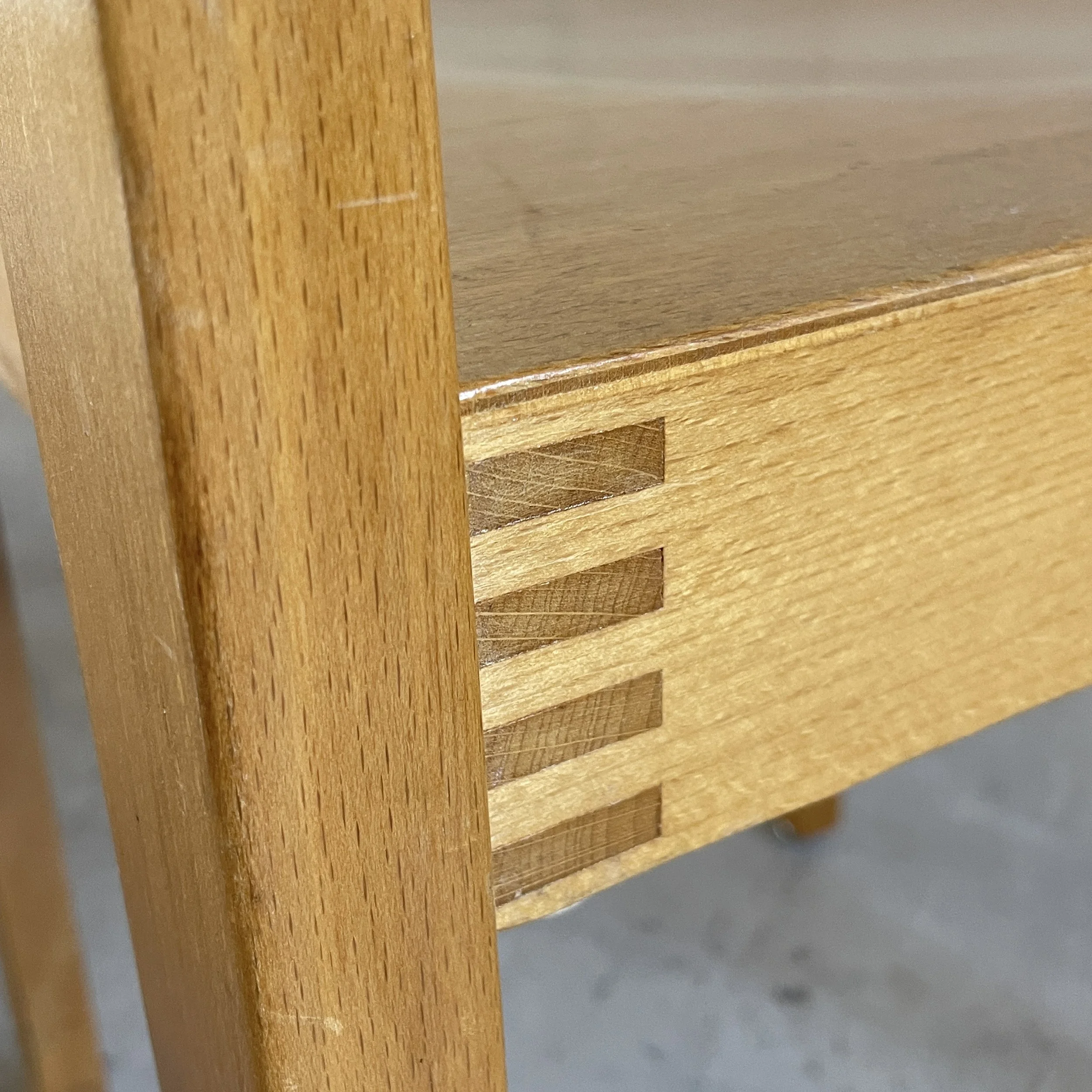 Beizenstuhl stapelbar.13.JPG