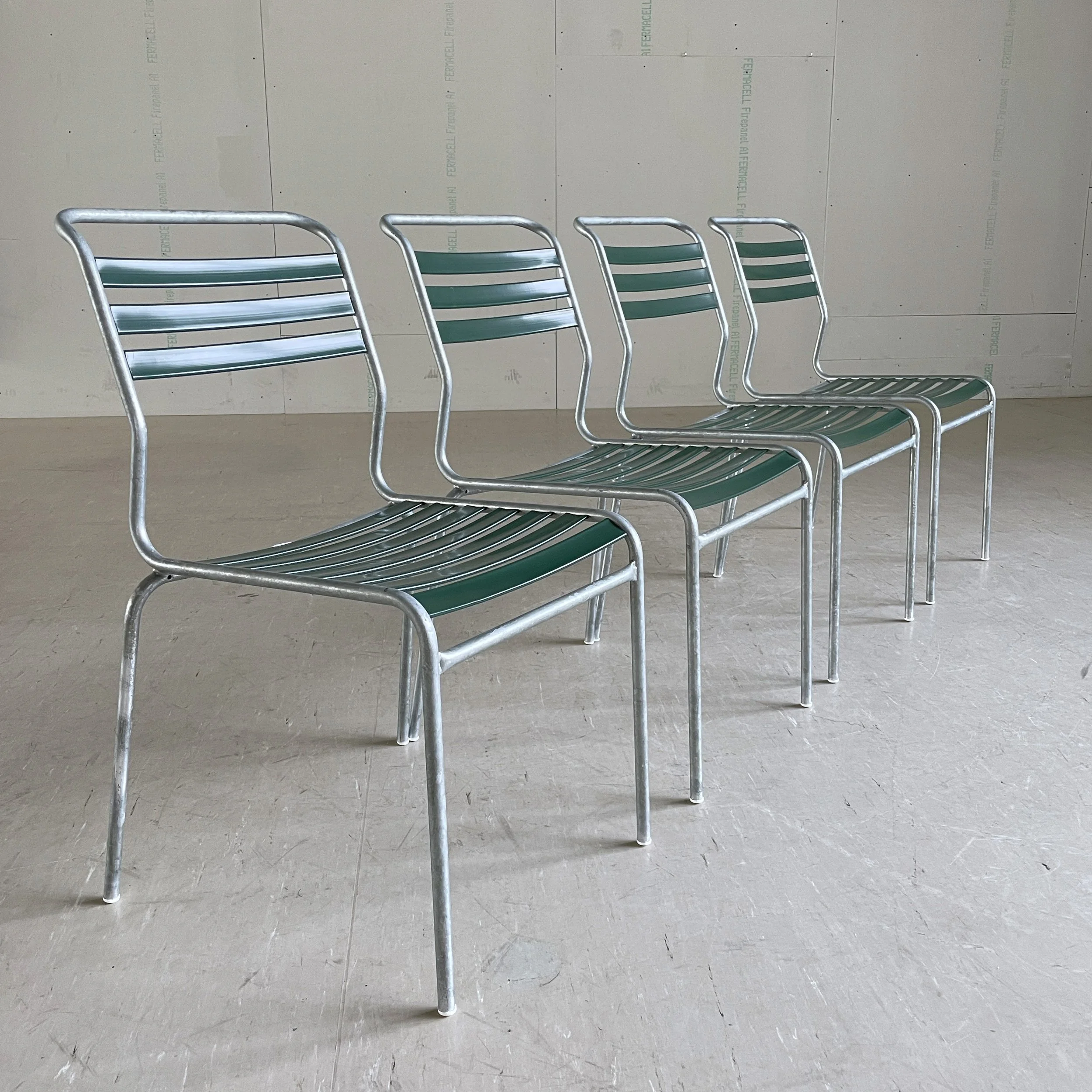 Schaffner Gartenstuhl grün.7.JPG