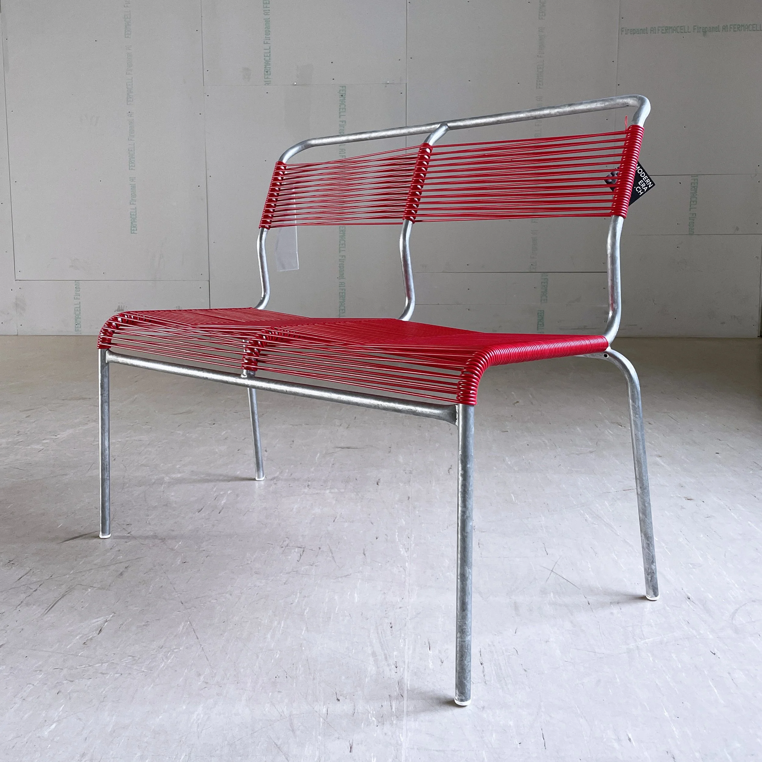 Schaffner Gartenbank rot.12.JPG