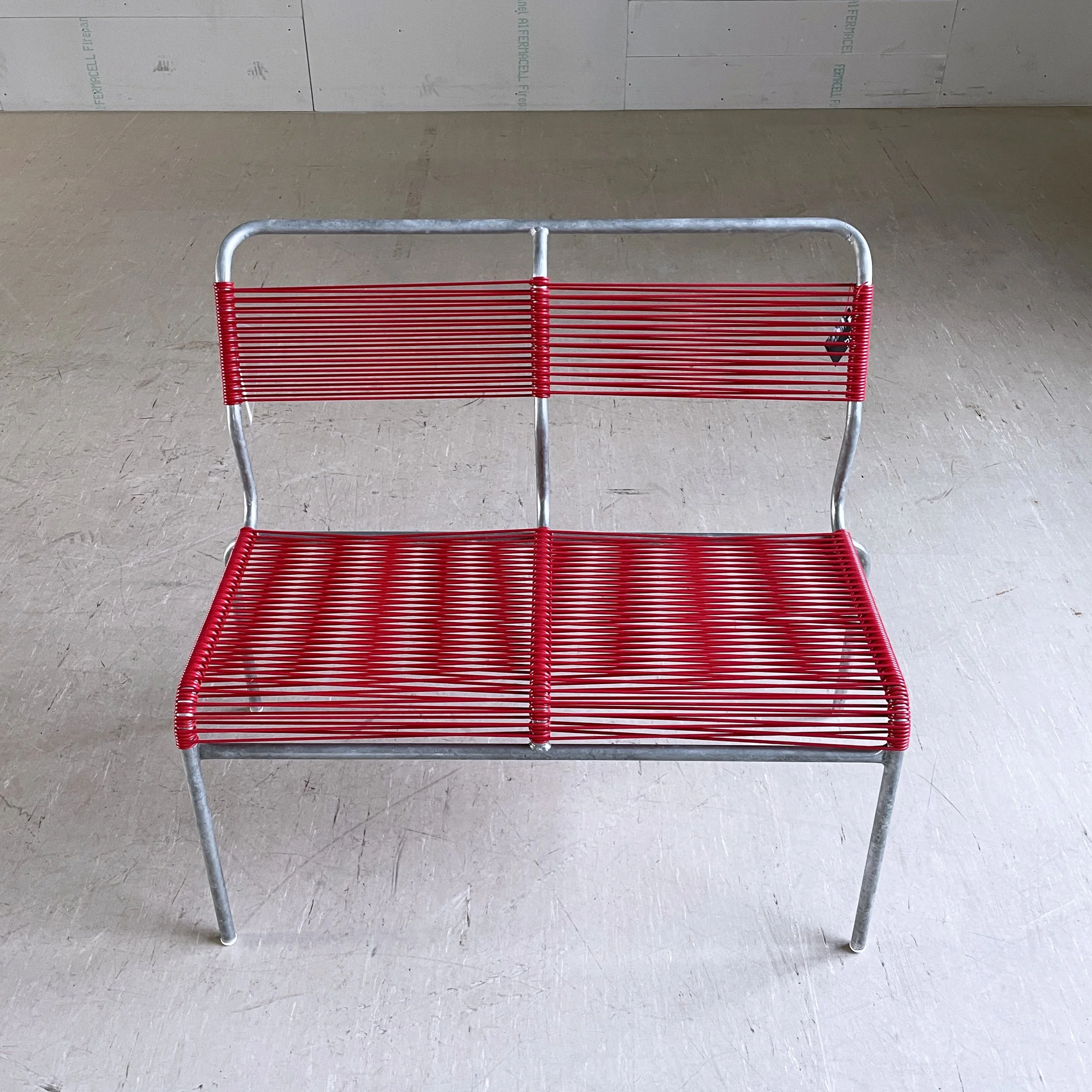 Schaffner Gartenbank rot.7.JPG