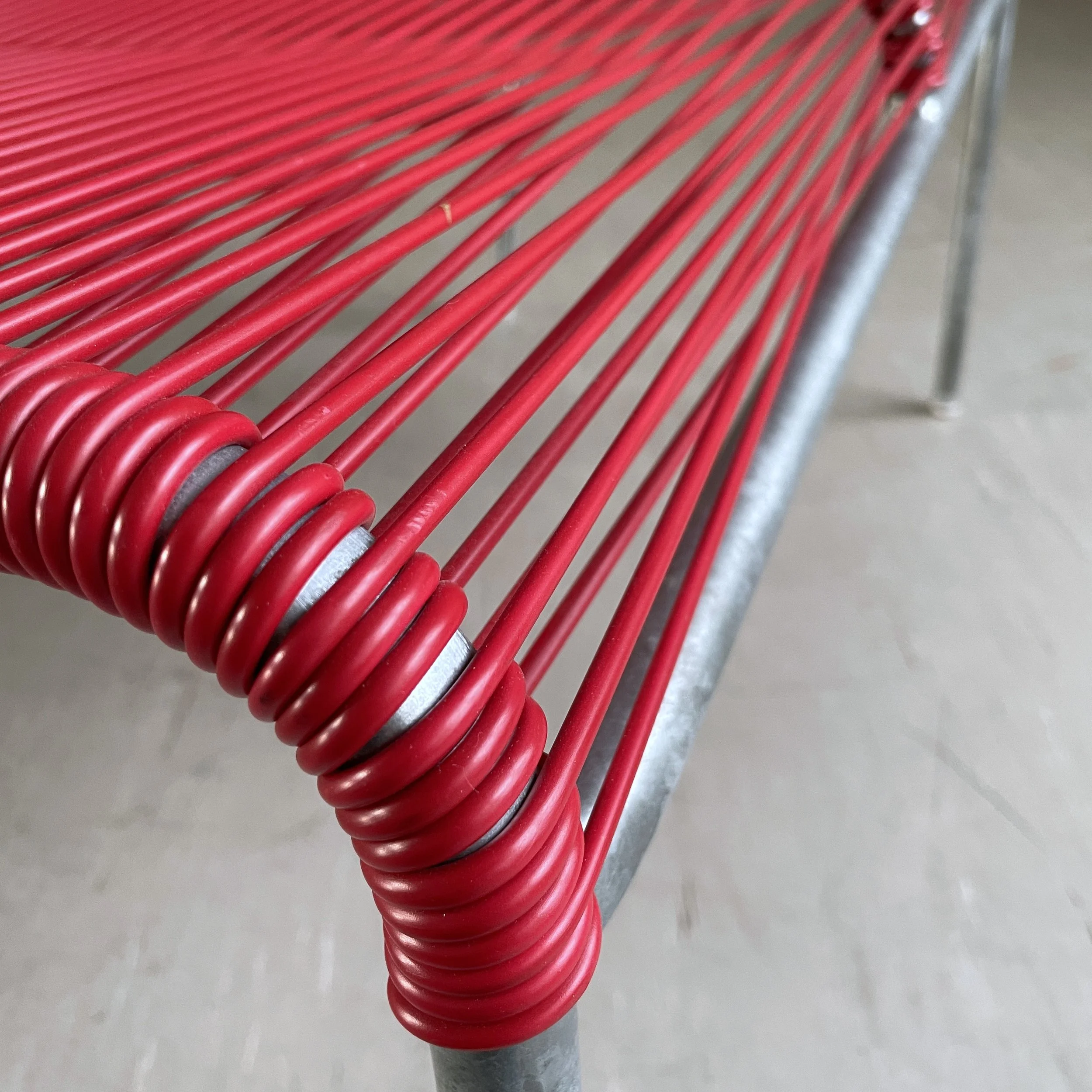 Schaffner Gartenbank rot.9.JPG