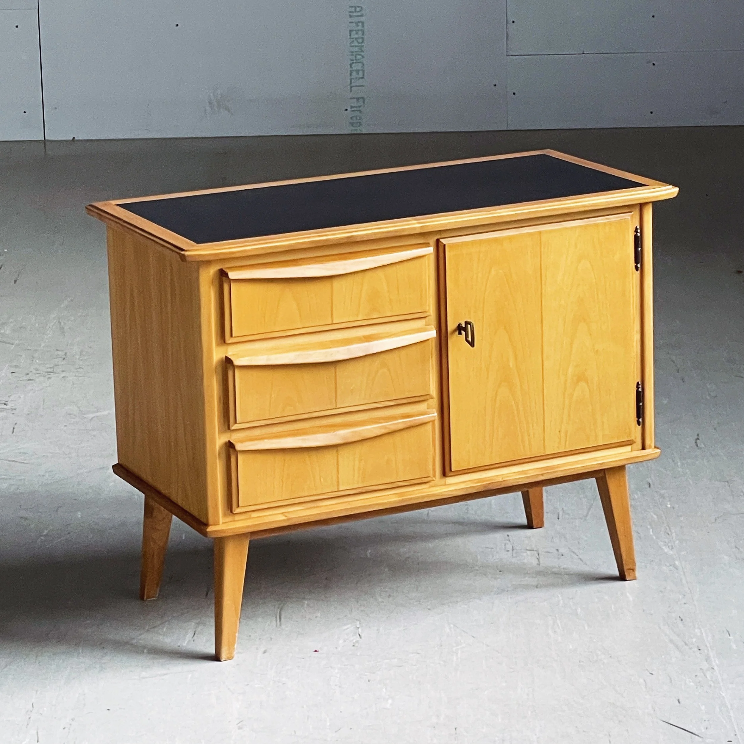 1950/60’s Drink’s Cabinet & Drawers