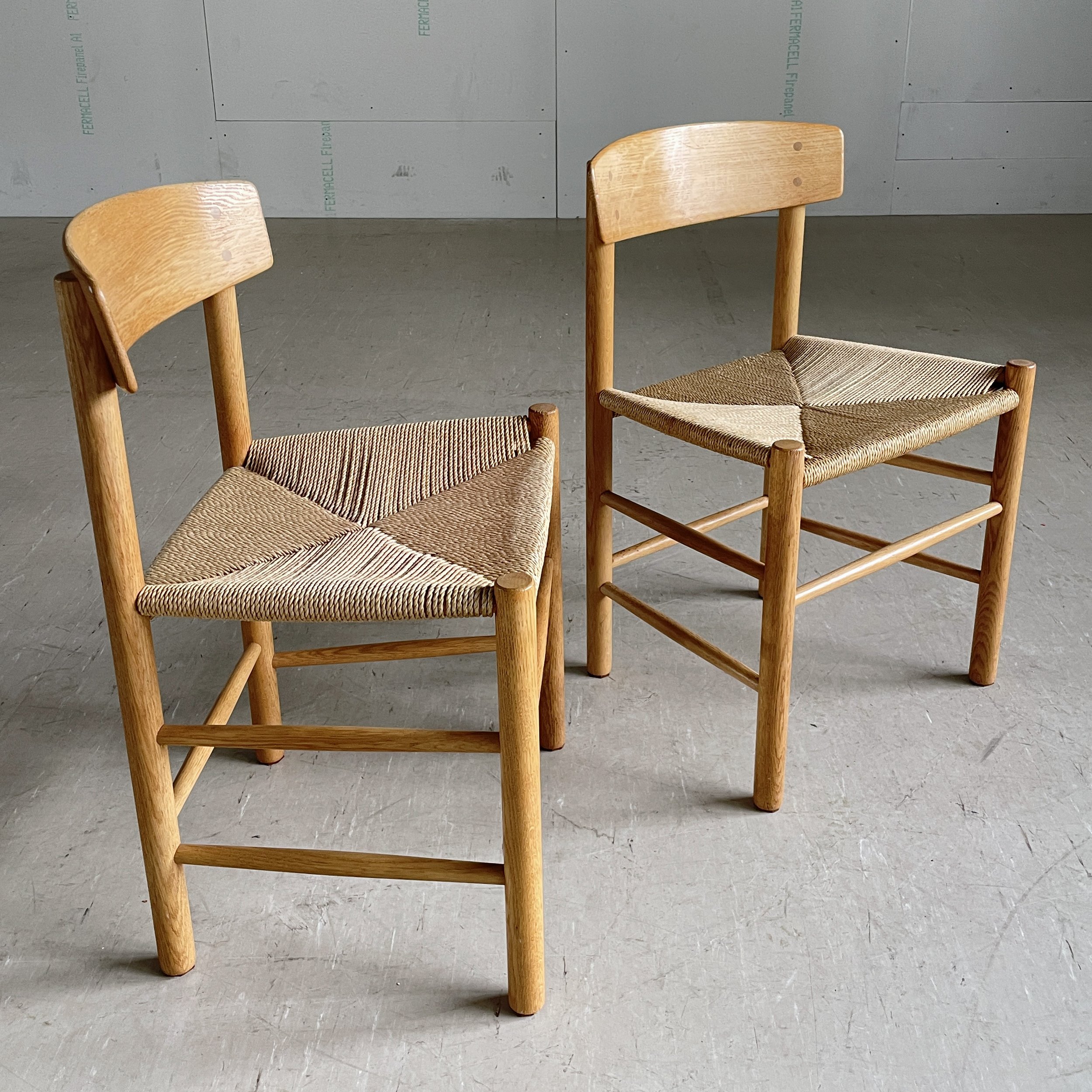 Borge Mogensen Stuhl.7.JPG