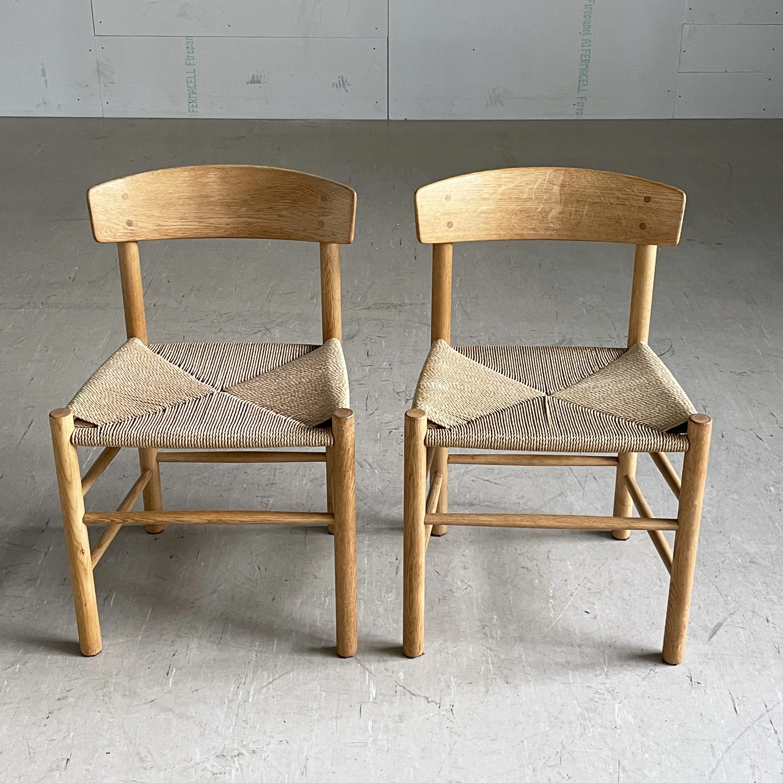 Borge Mogensen Stuhl.12.JPG