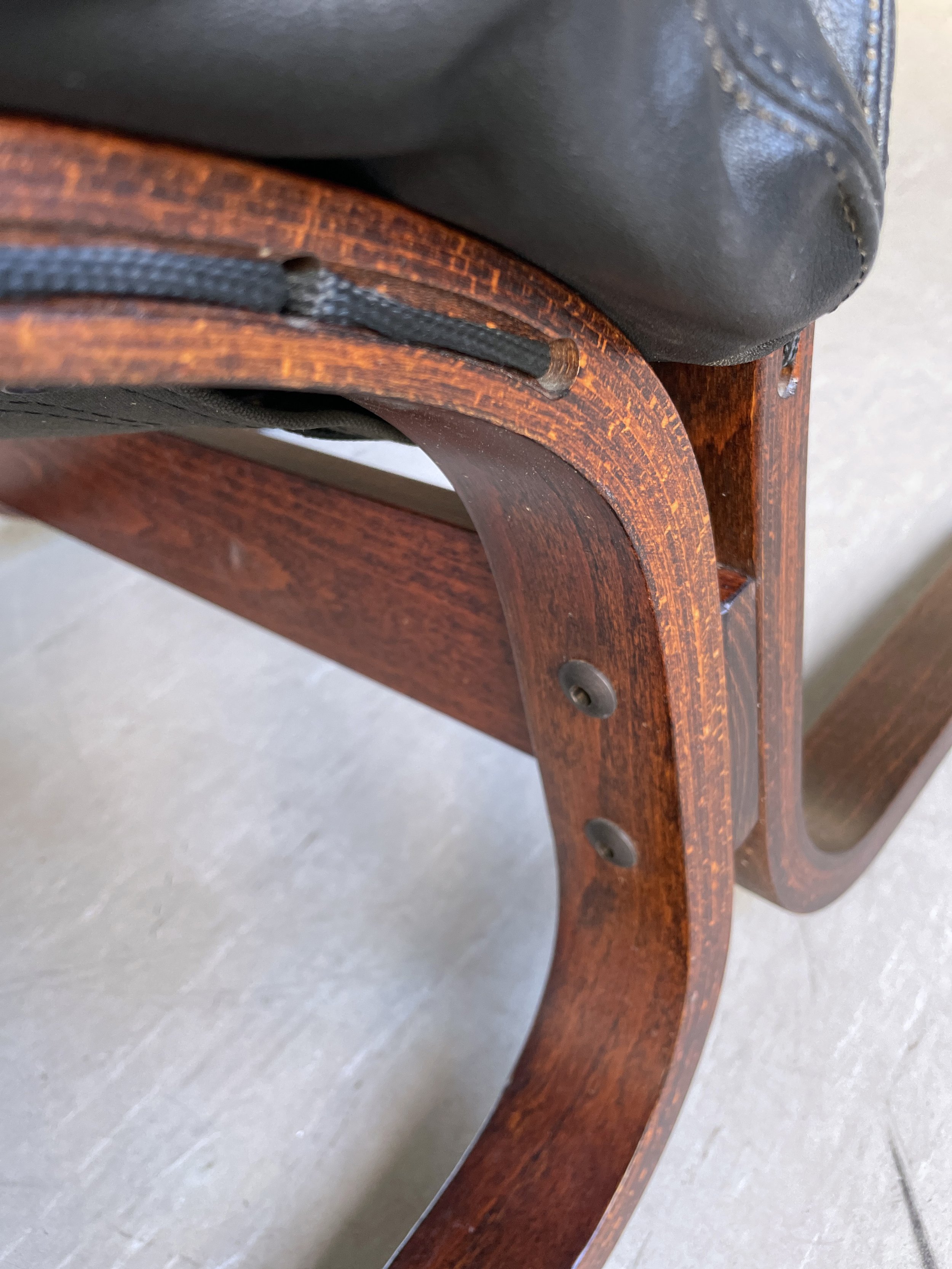 Modern Era_Westnova Chair.15.JPG