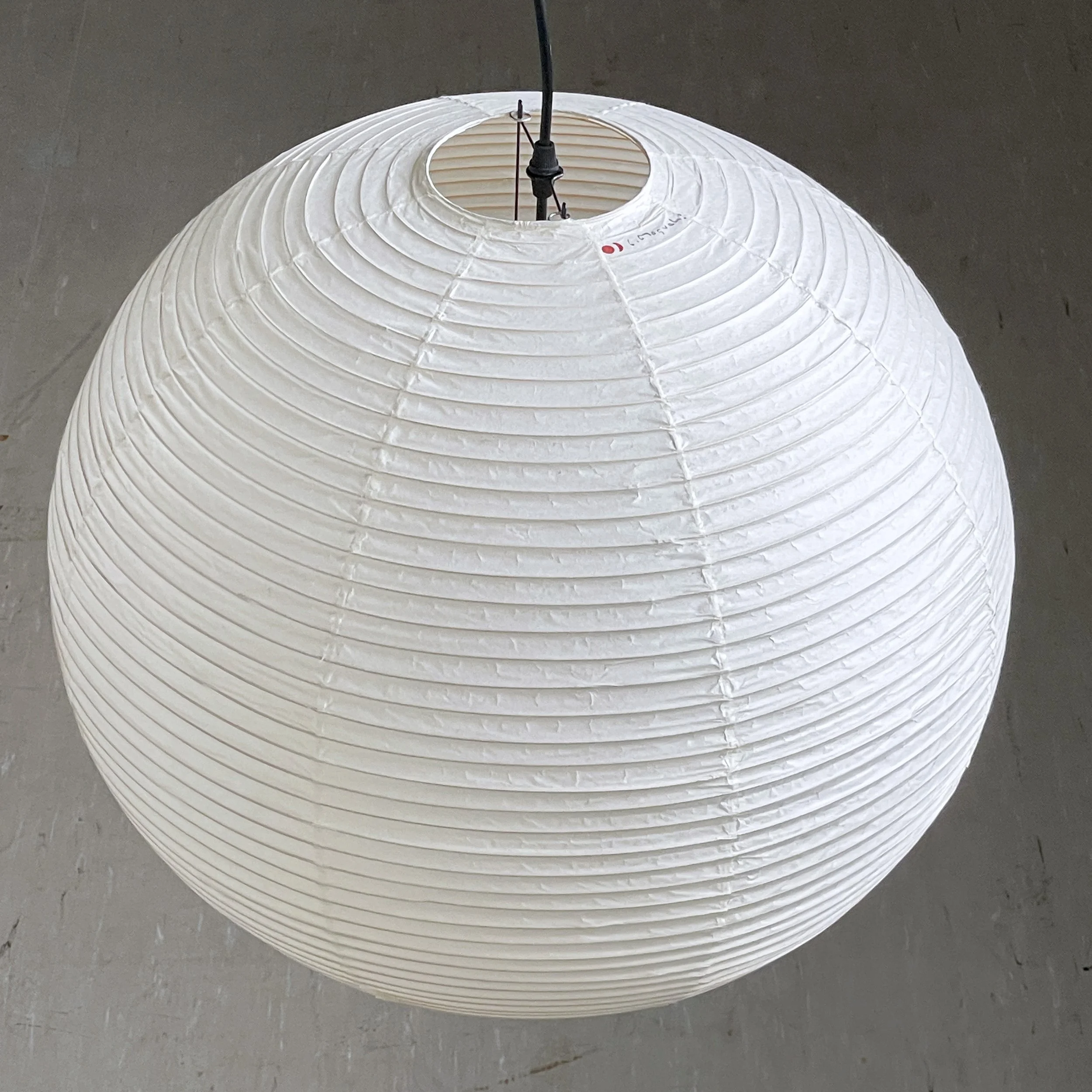 Vitra Akari 55A.Lampe_Isamu Noguchi.1.JPG