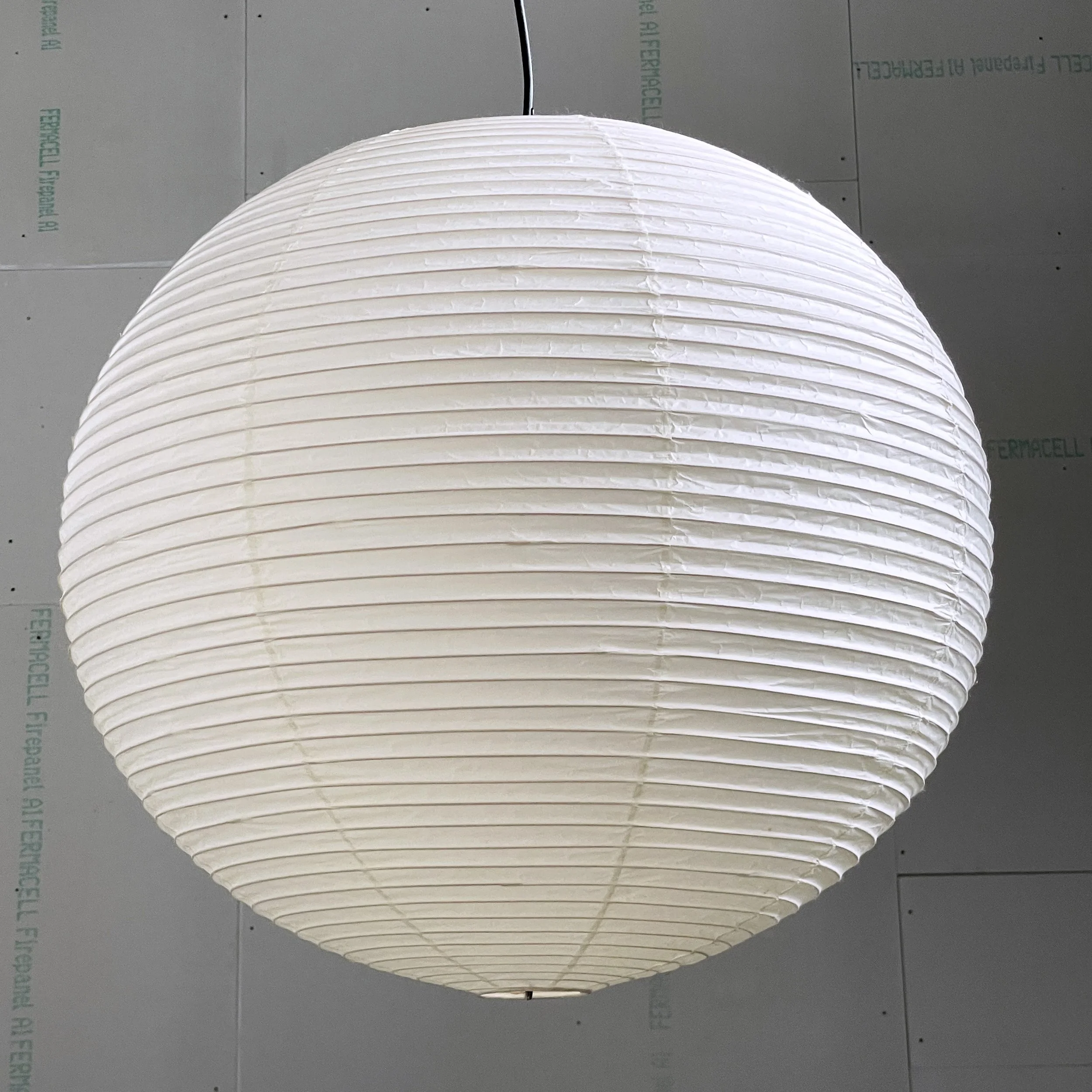 Vitra Akari 55A.Lampe_Isamu Noguchi.7.JPG