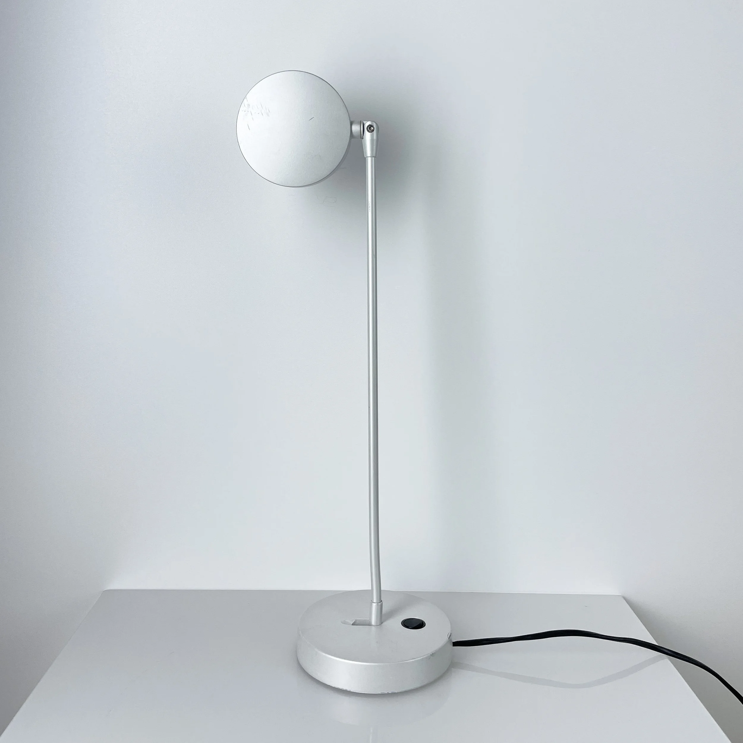 Artemide 'Kaio Fluo' Tischlampe.23.JPG