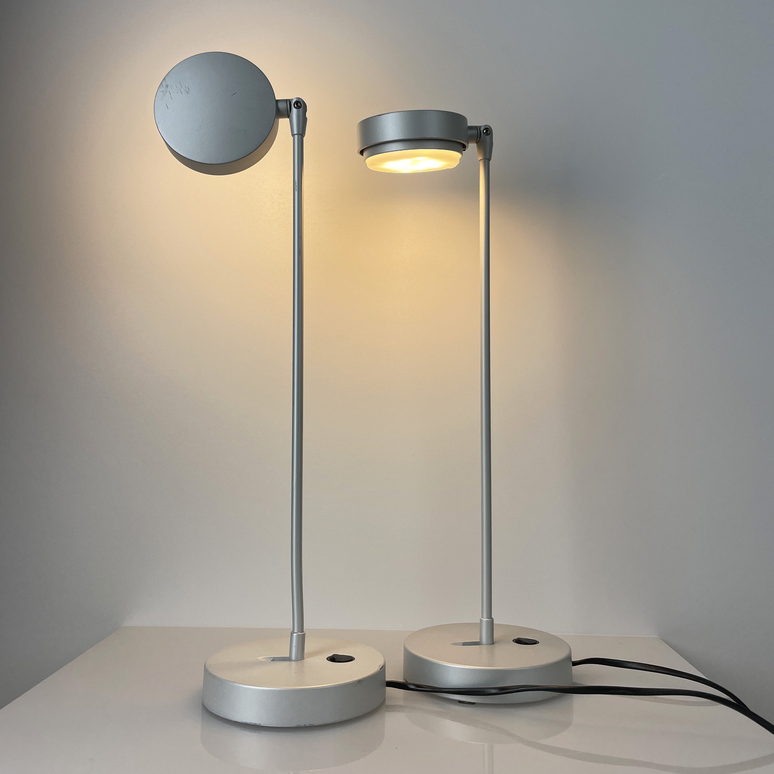 Artemide 'Kaio Fluo' Tischlampe.6.JPG