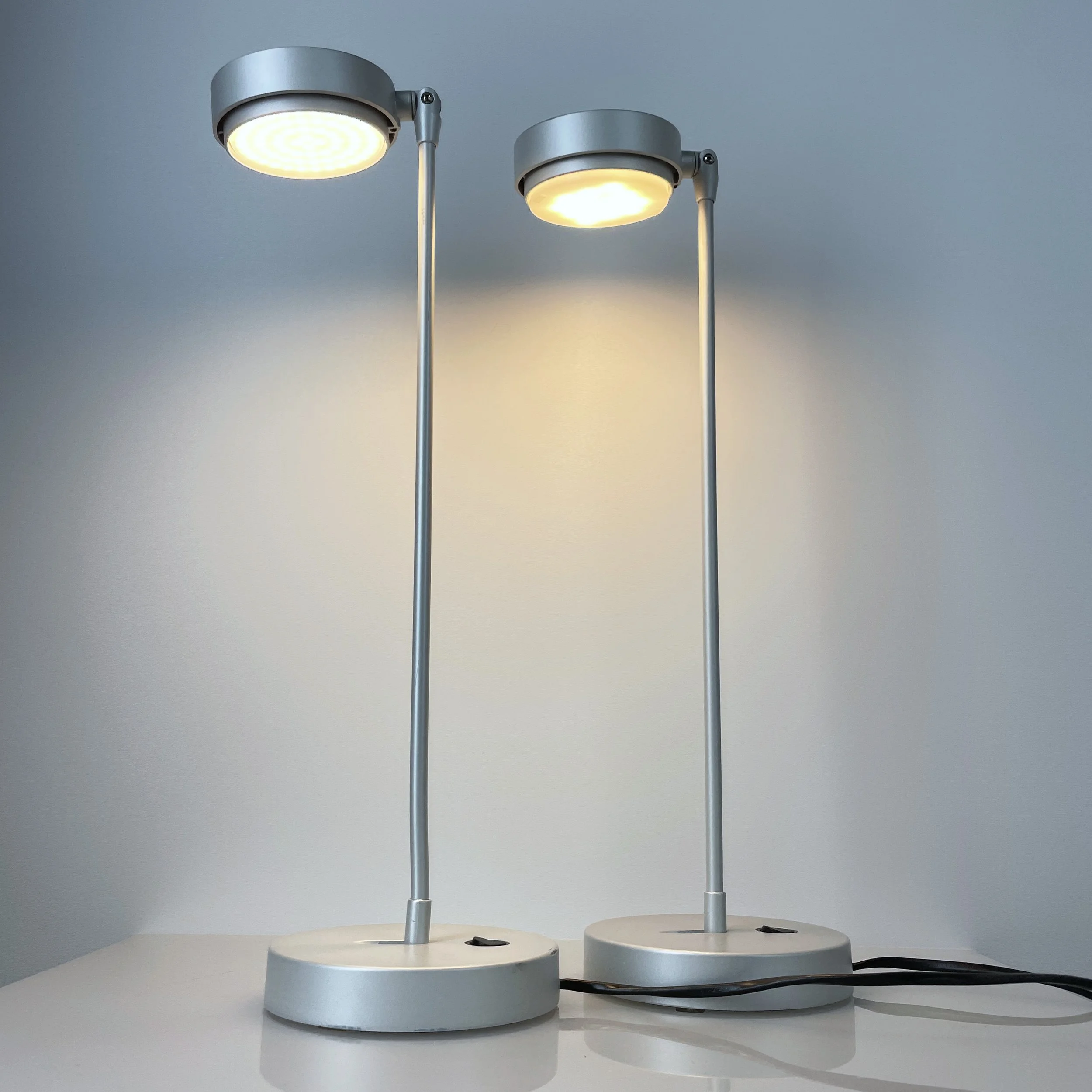 Artemide 'Kaio Fluo' Tischlampe.7.JPG