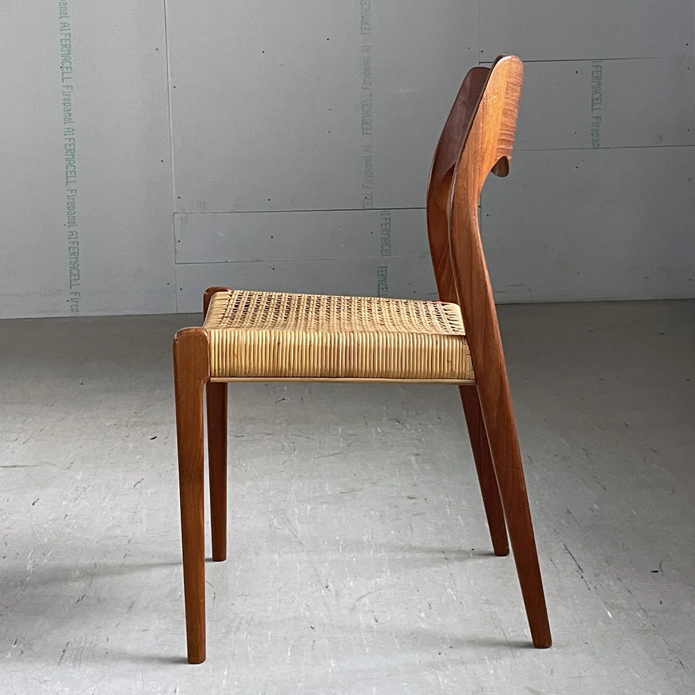 Niels Møller No. 71 teak dining chair | Modern Era - Vintage Möbel