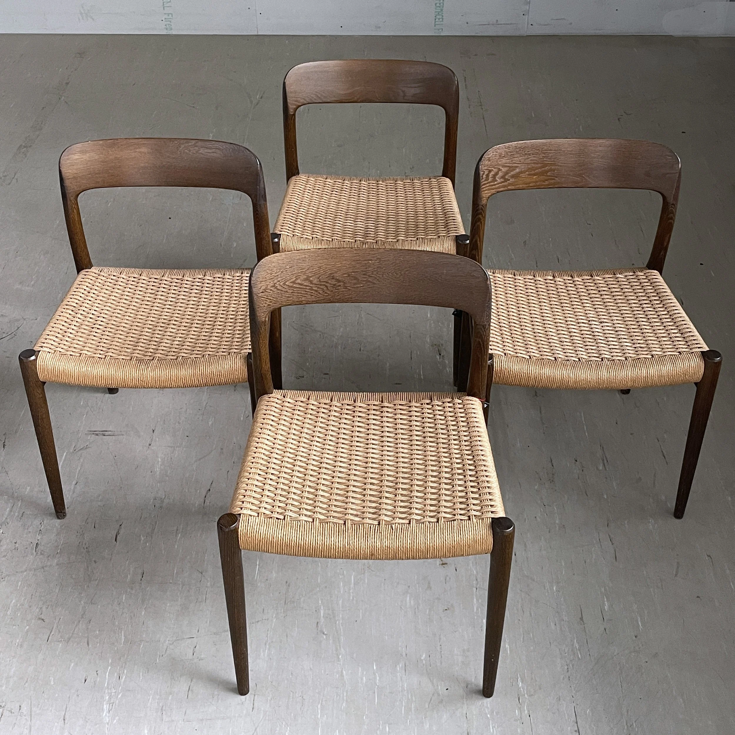 Niels Møller Model No.75.11.JPG