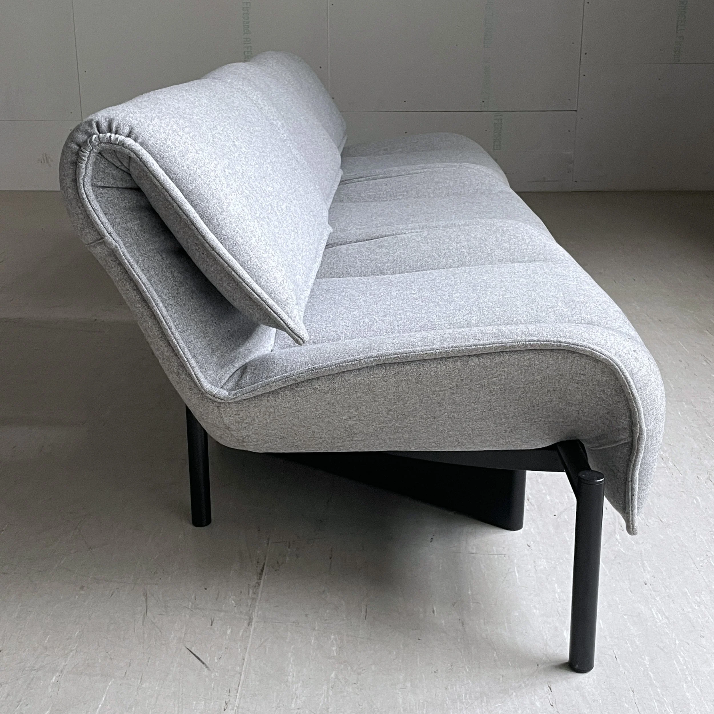 ModernEra_Cassina_Sofa_Vico_Magistretti _5263.jpg