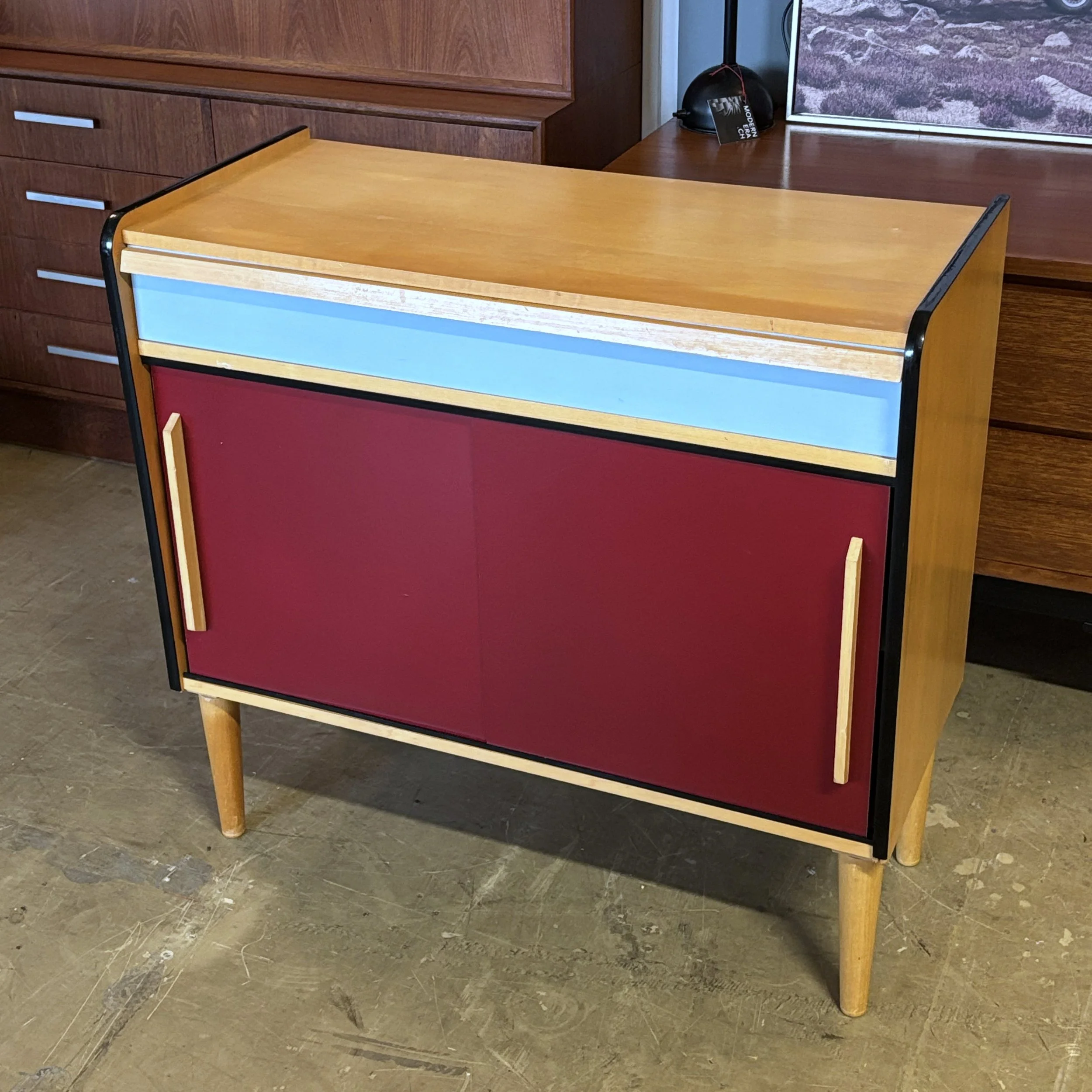 ModernEra_Pago_Cabinet3871.jpeg