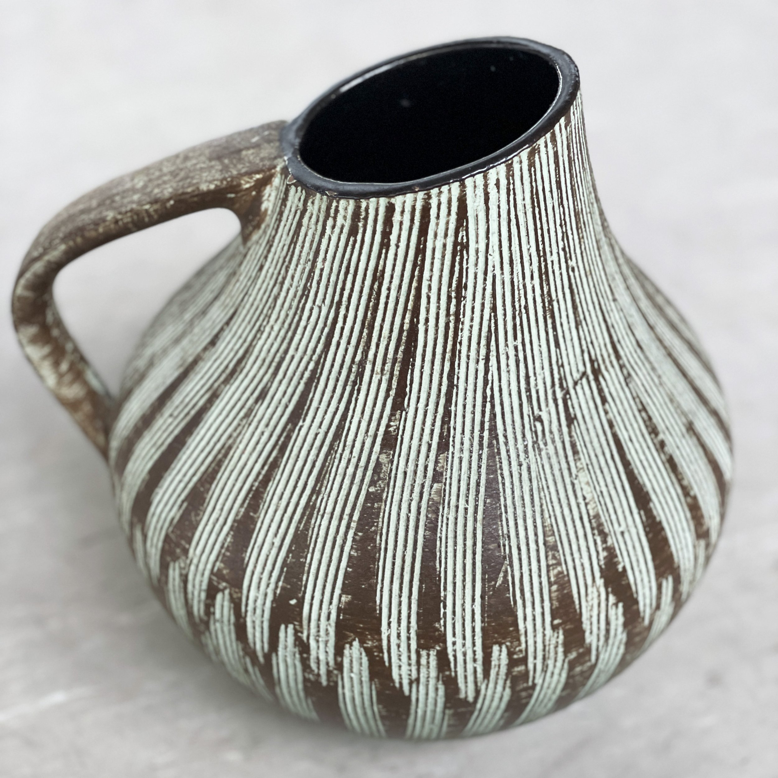 ModernEra_Vase_Dümler&Breiden_8787.jpg
