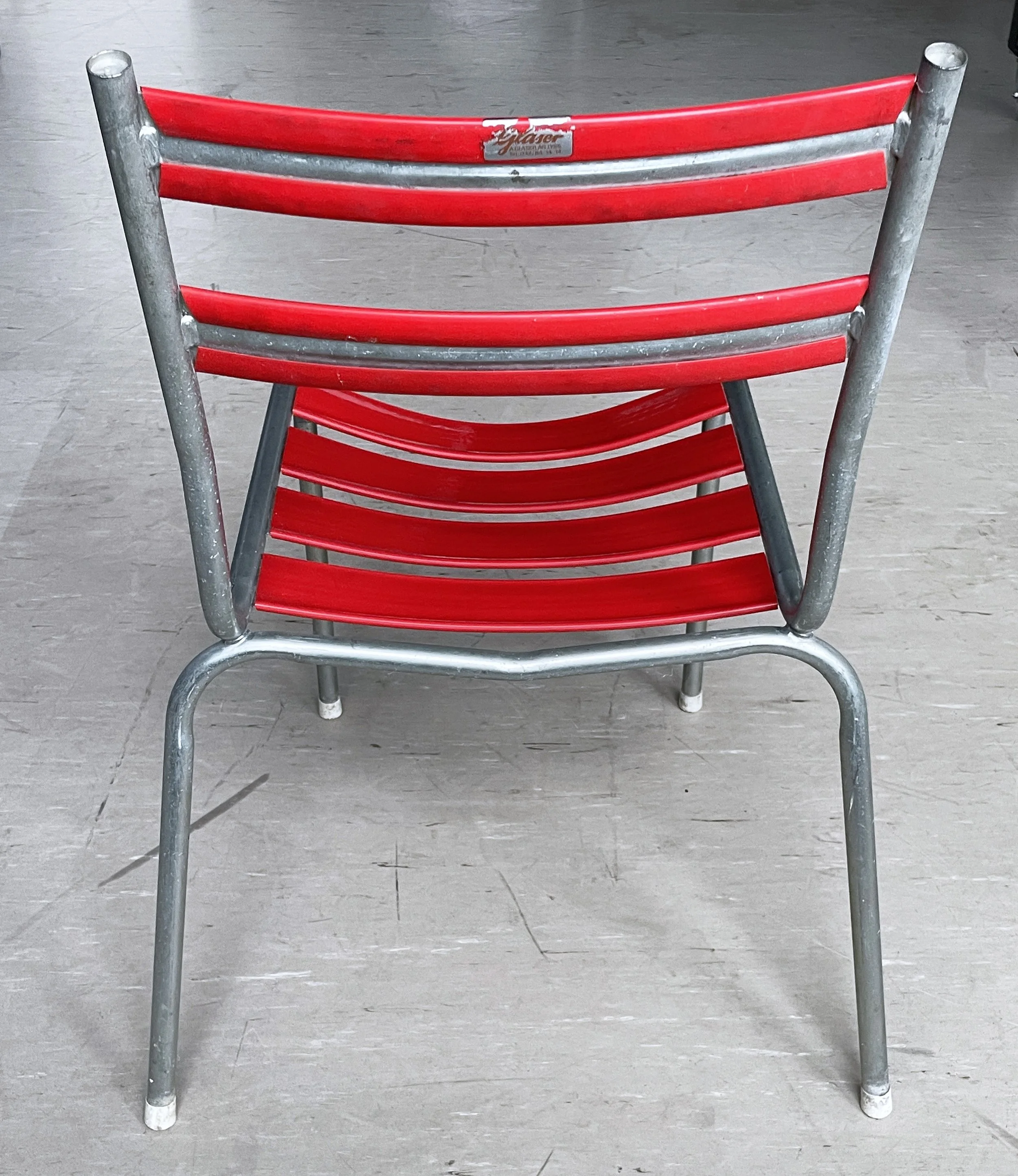 ModernEra_Gartenstühle_Glaser_rot_2588.JPG