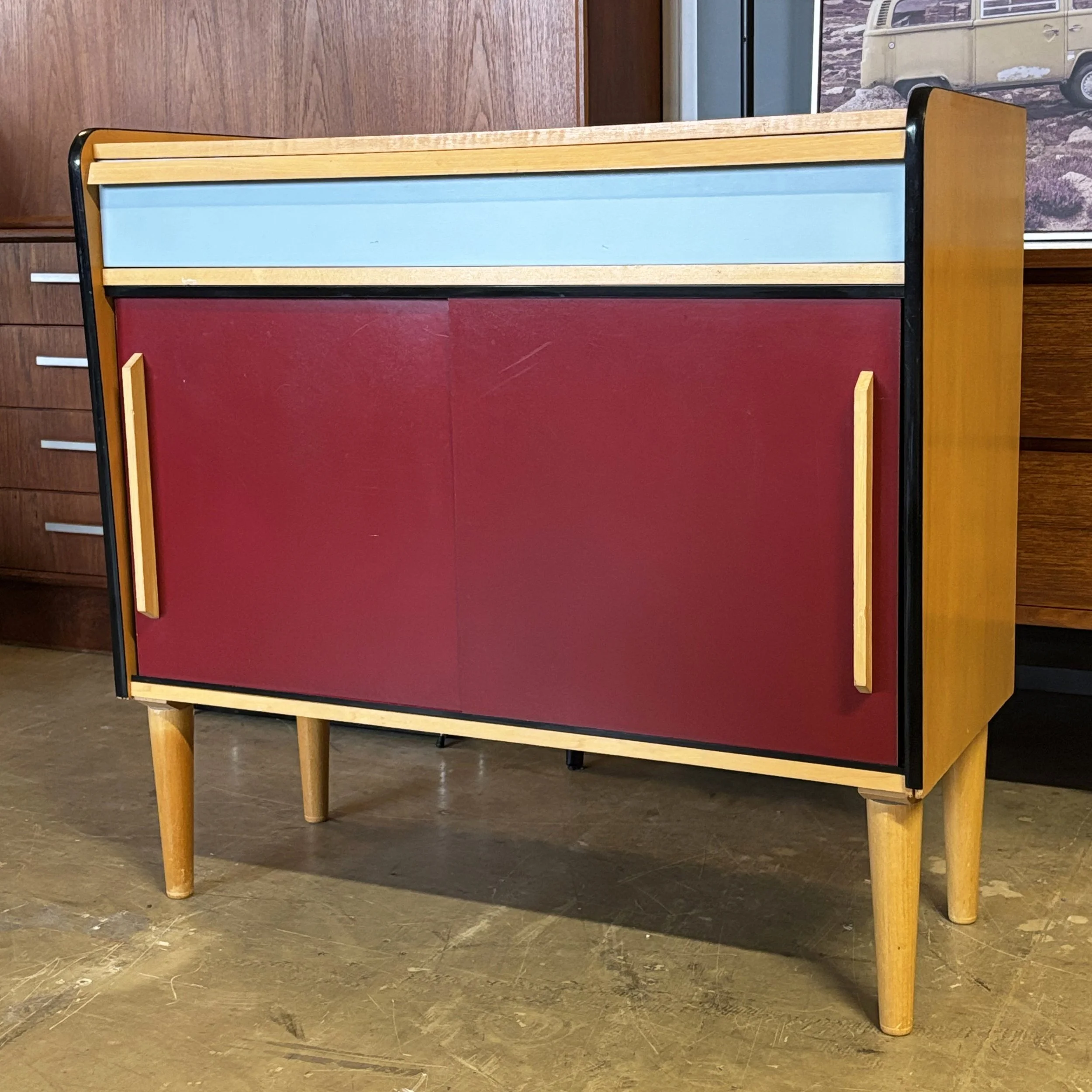 ModernEra_Pago_Cabinet3872.jpeg