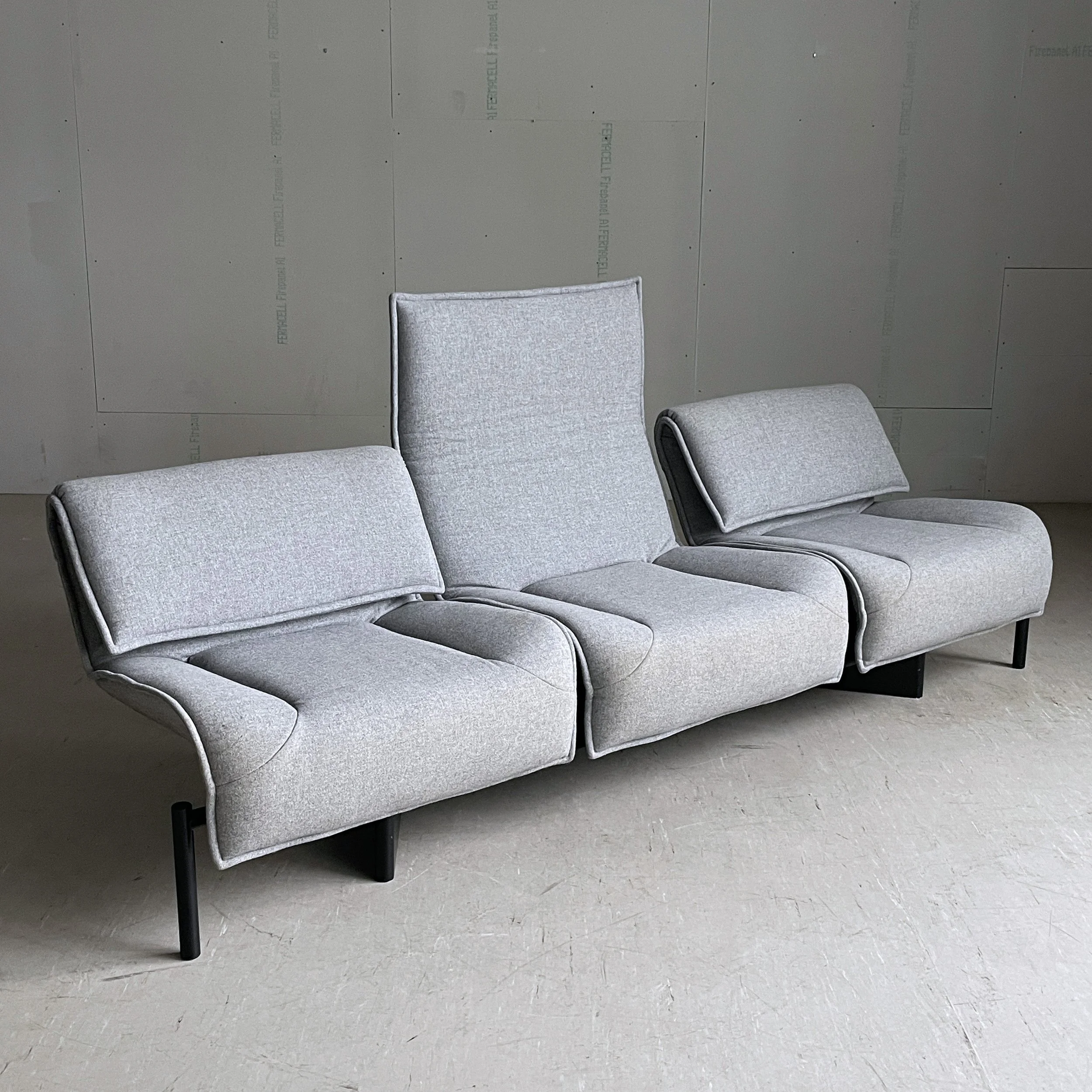 ModernEra_Cassina_Sofa_Vico_Magistretti _5256.jpg