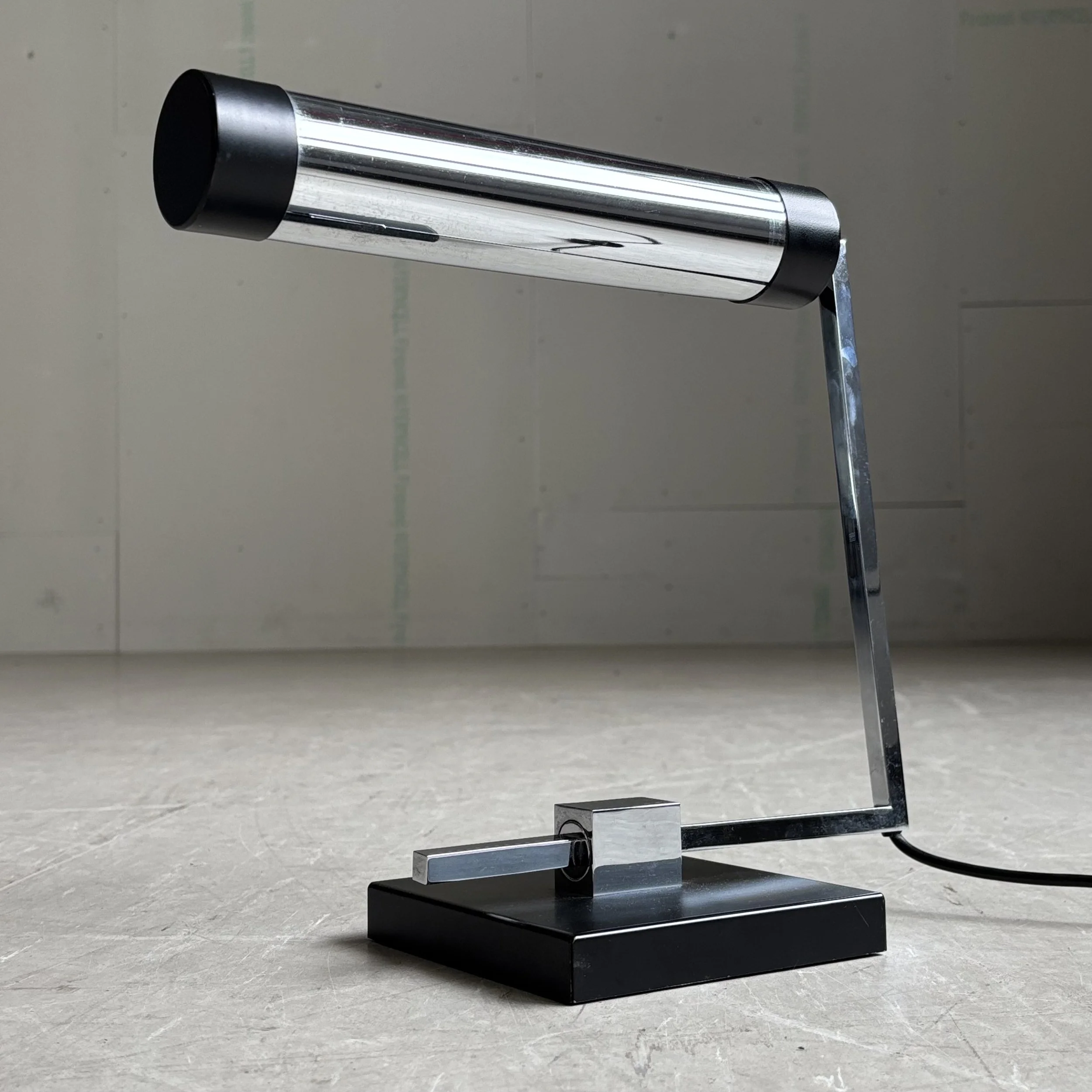 ModernEra_Megal_Lampe_7917.jpg
