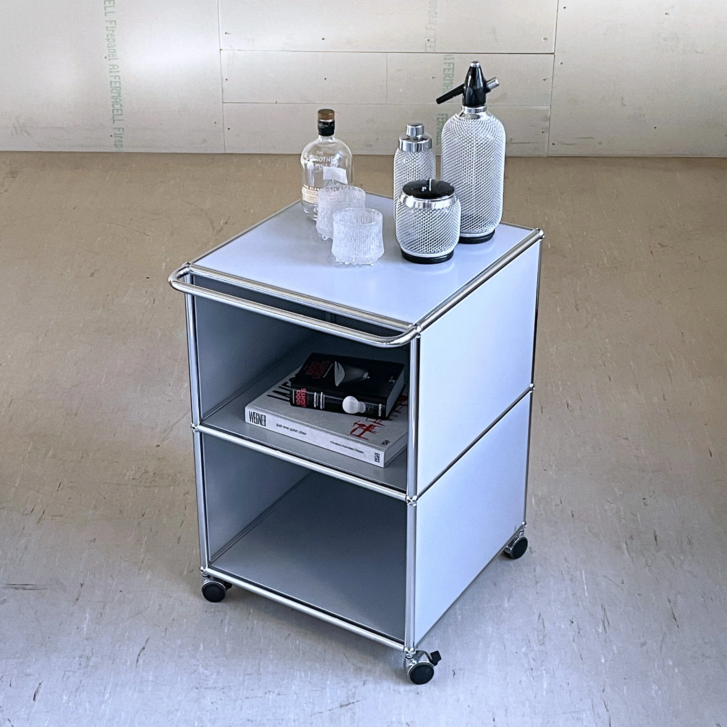 ModernEra_USM_Trolly_grau_IMG_6109 2.JPG